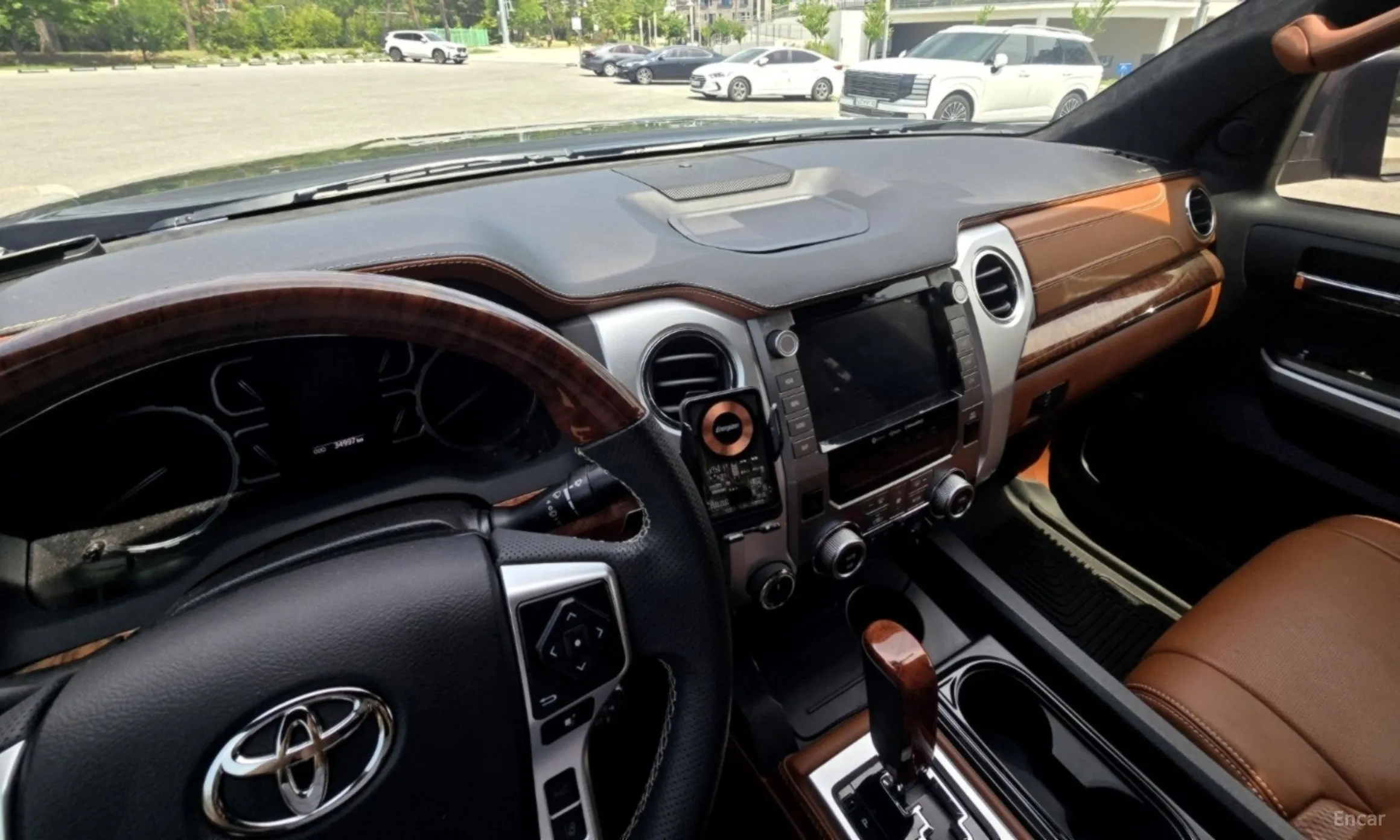 Toyota tundra превью 9