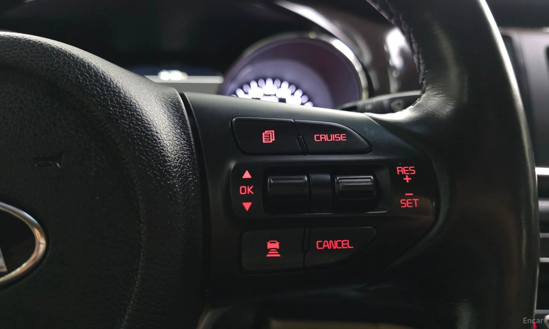 Kia Carnival превью 17