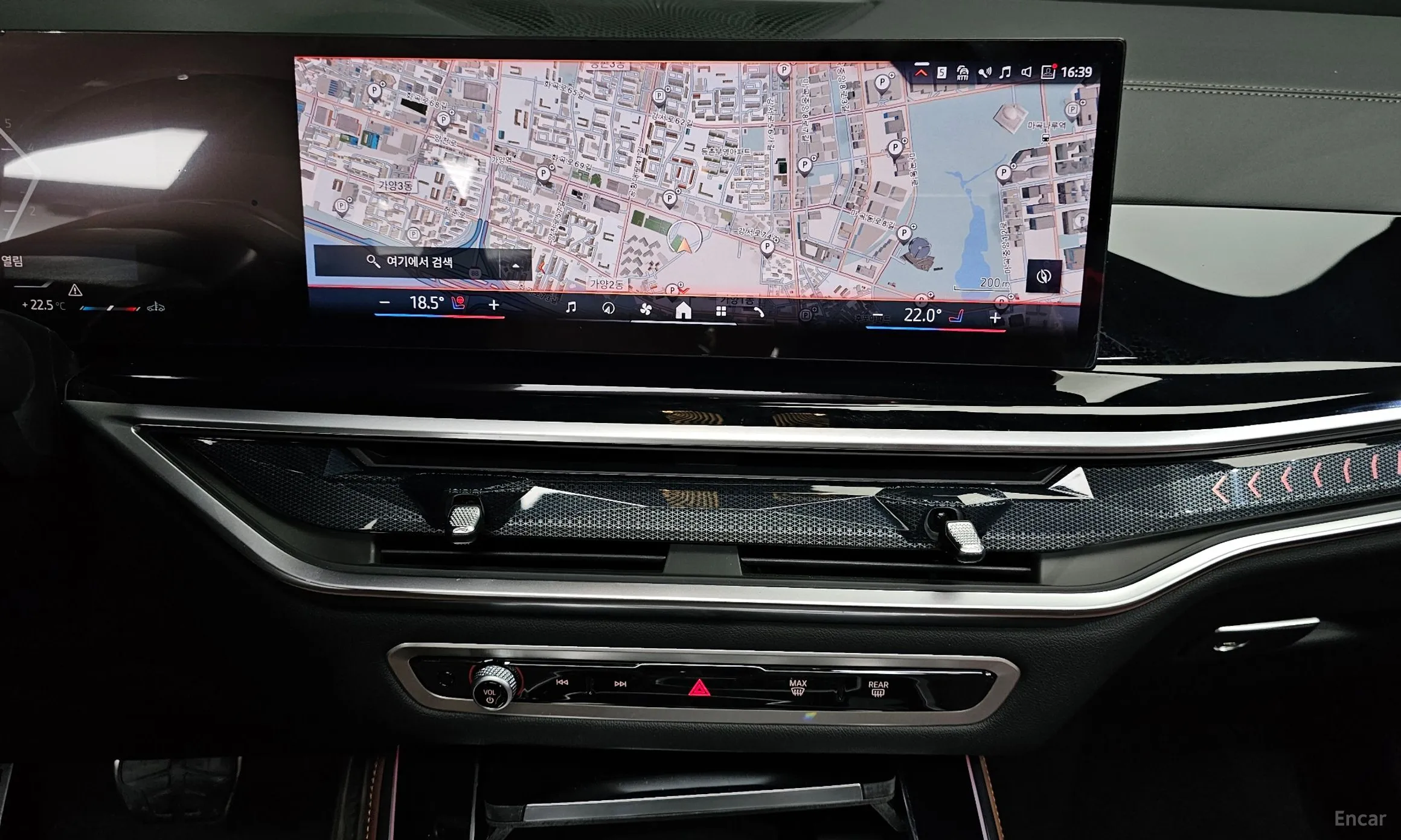 BMW X5 (G05) превью 14