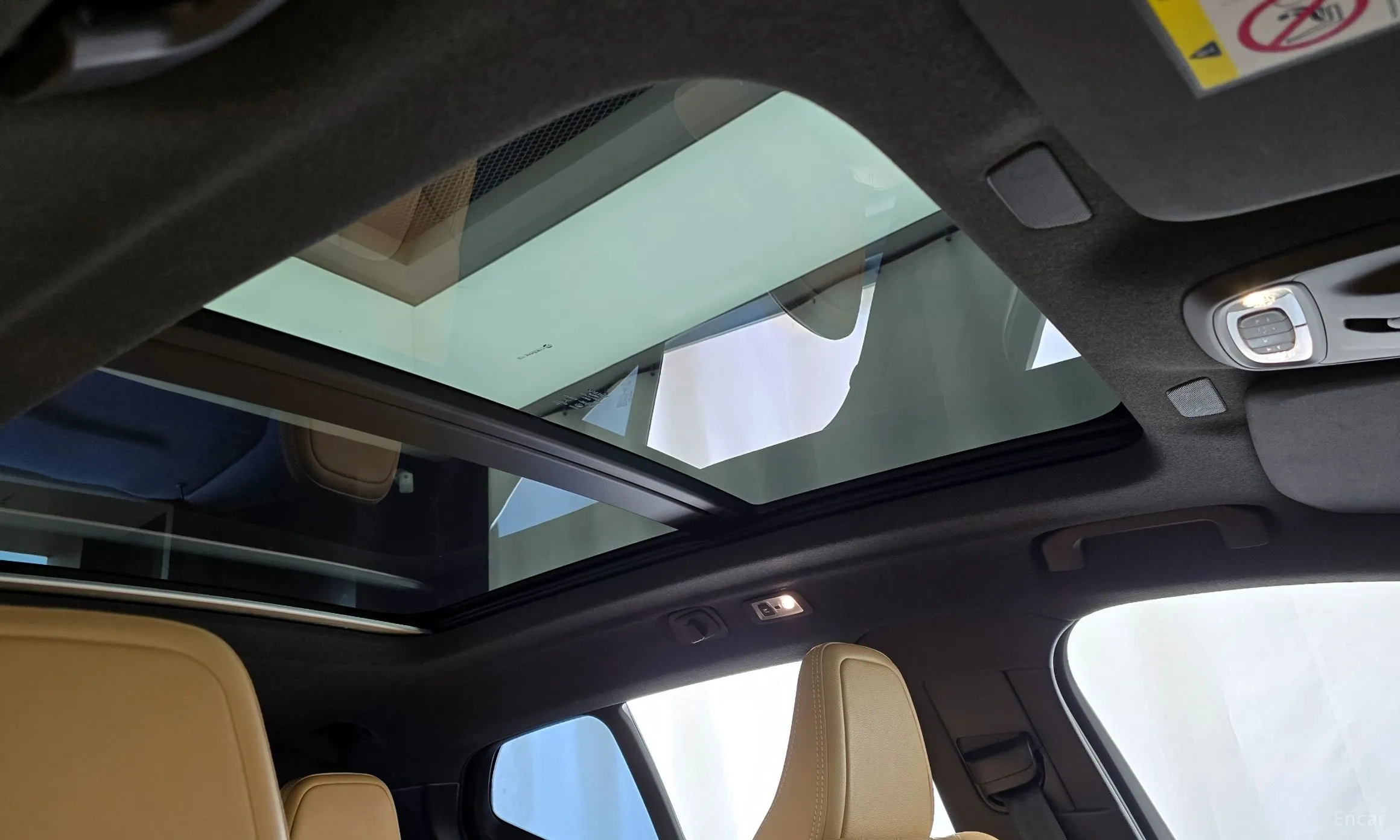 Volvo XC40 превью 17
