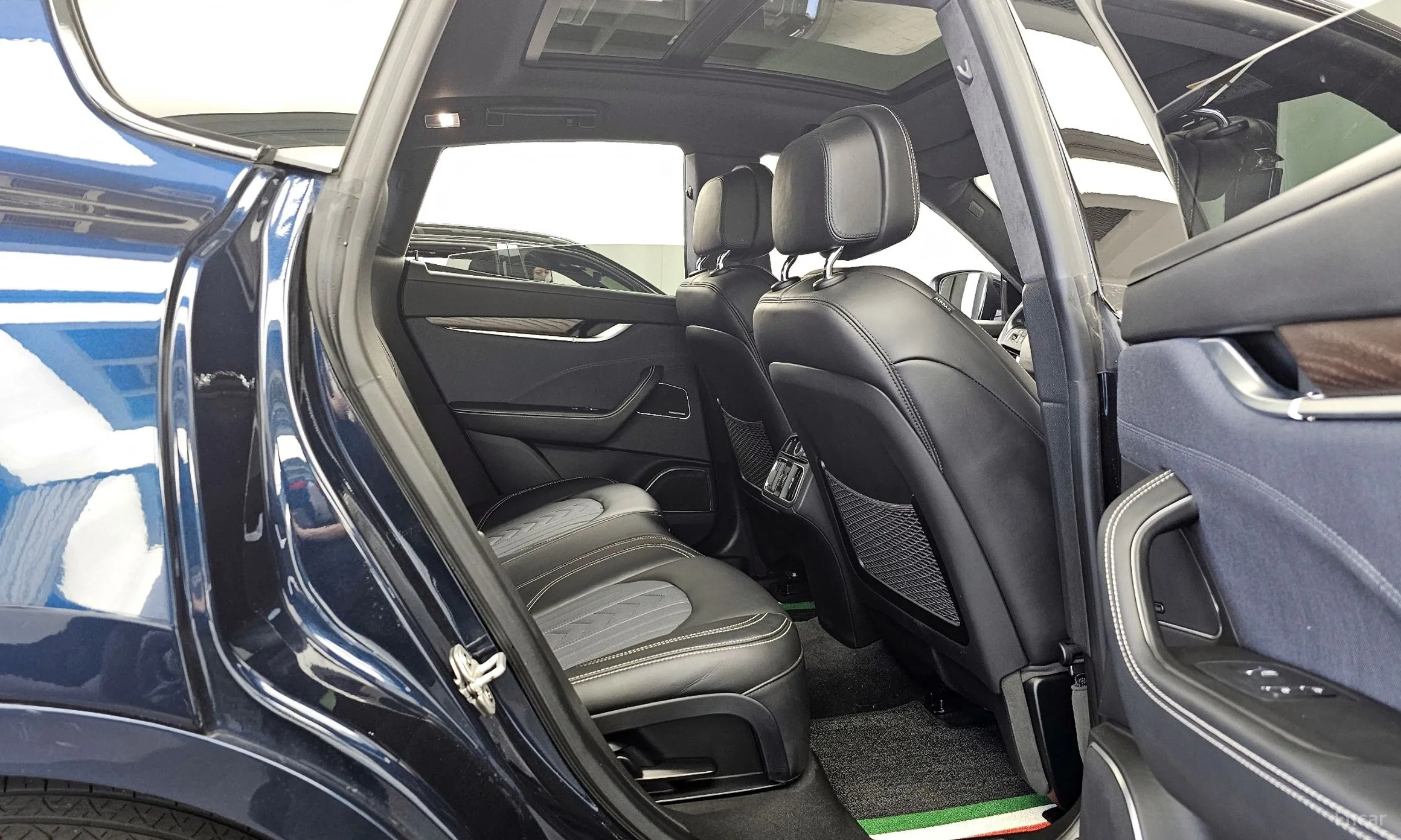 Maserati Levante превью 12