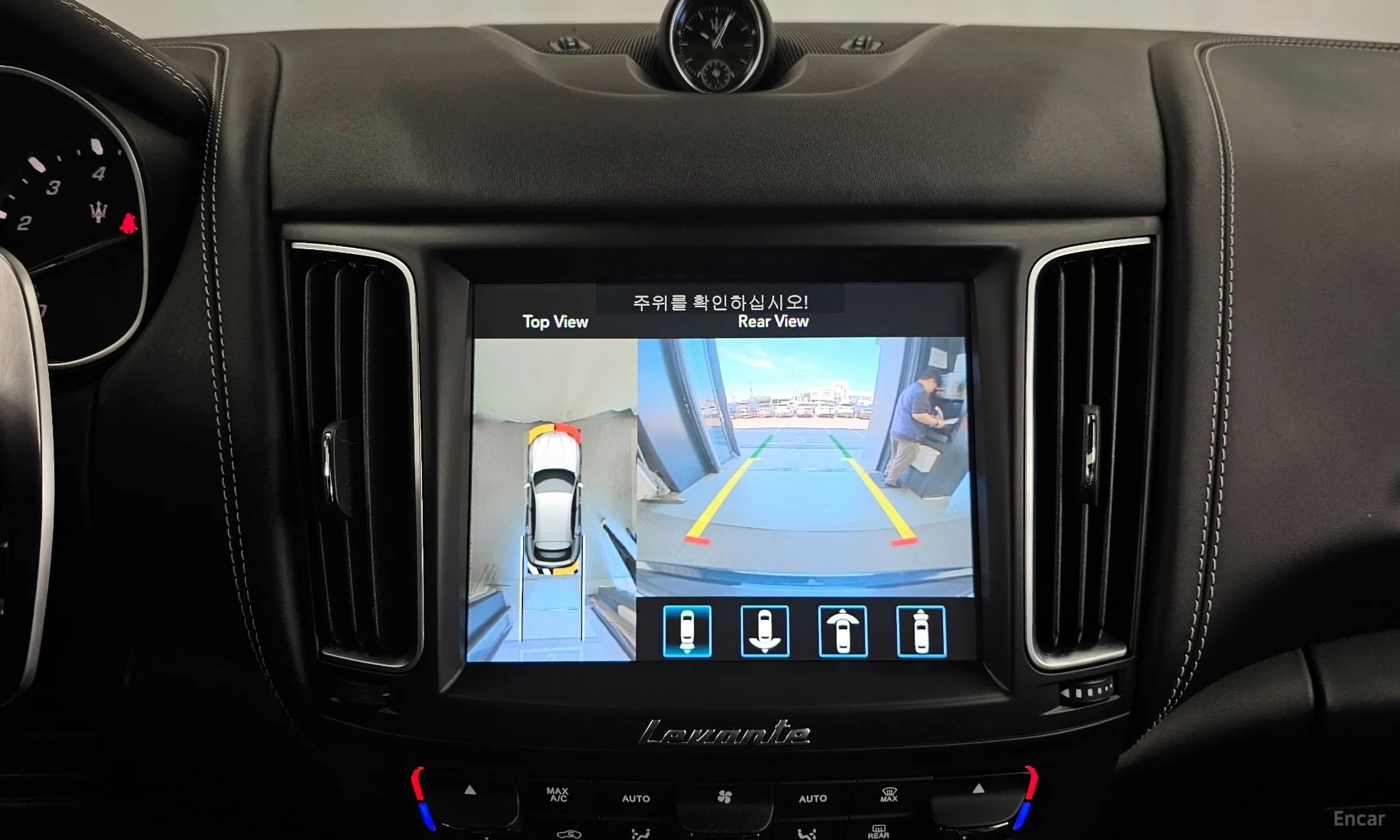 Maserati Levante превью 15