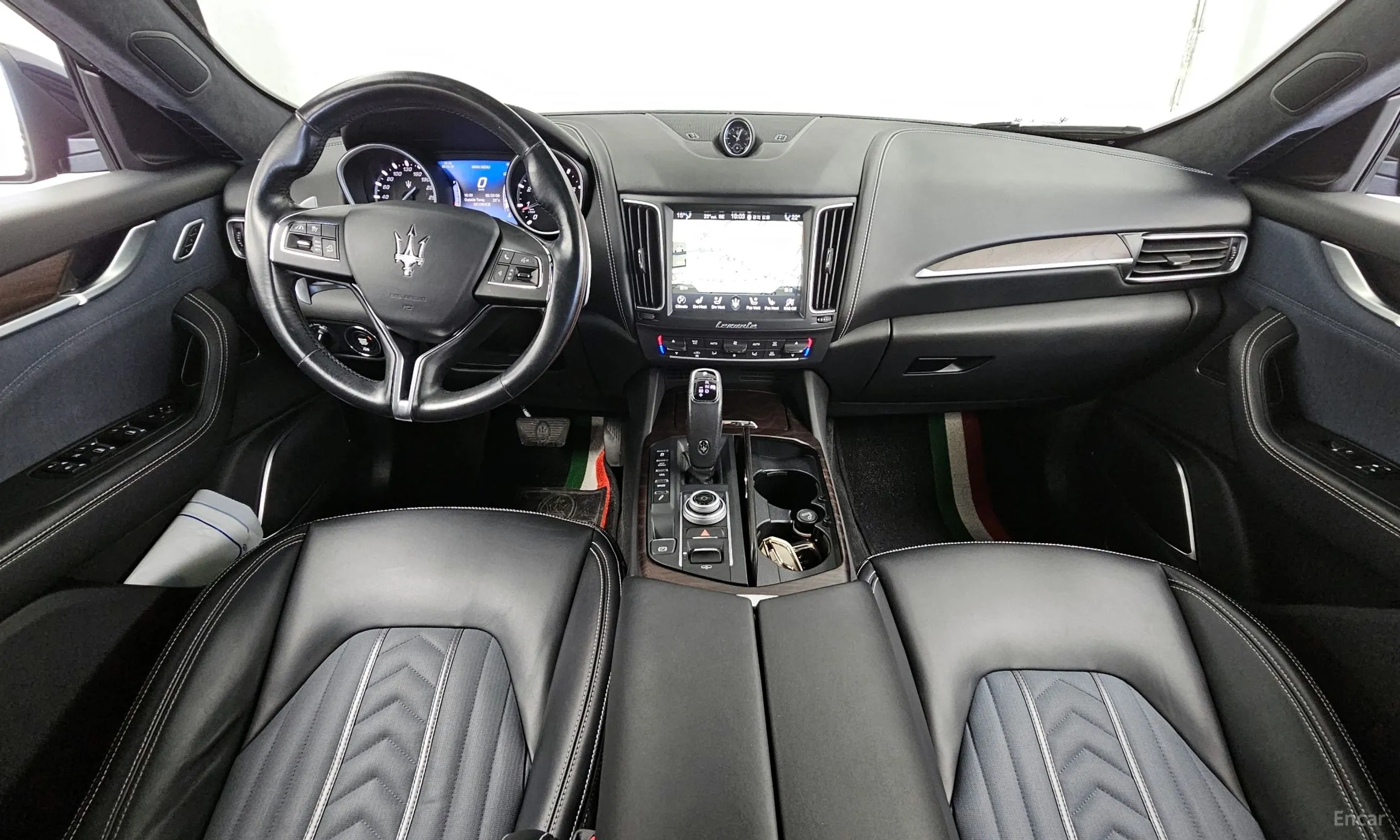 Maserati Levante превью 7