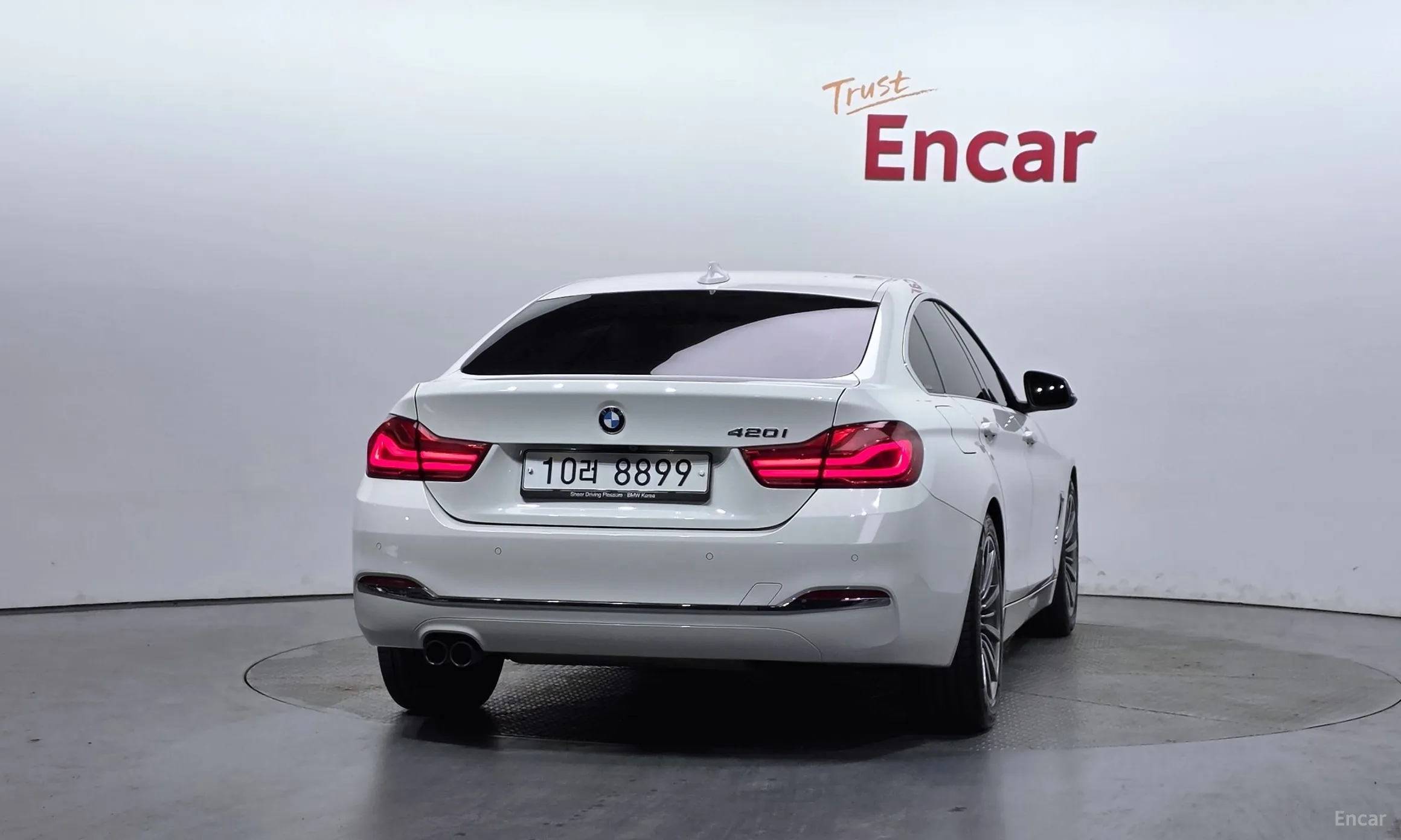 BMW Series 4 (F32) превью 4