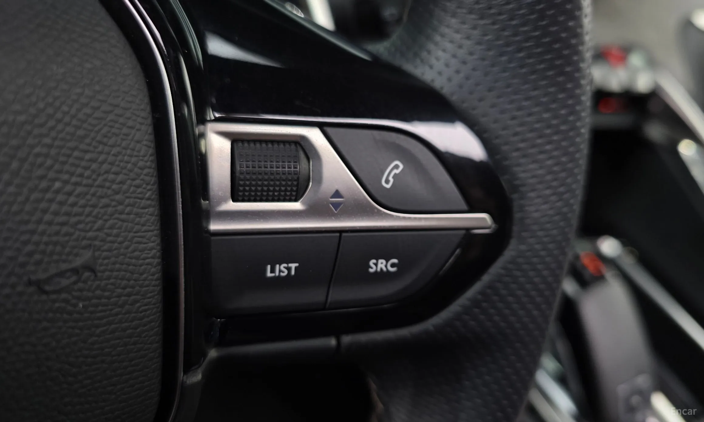 Peugeot 3008 2nd generation превью 15