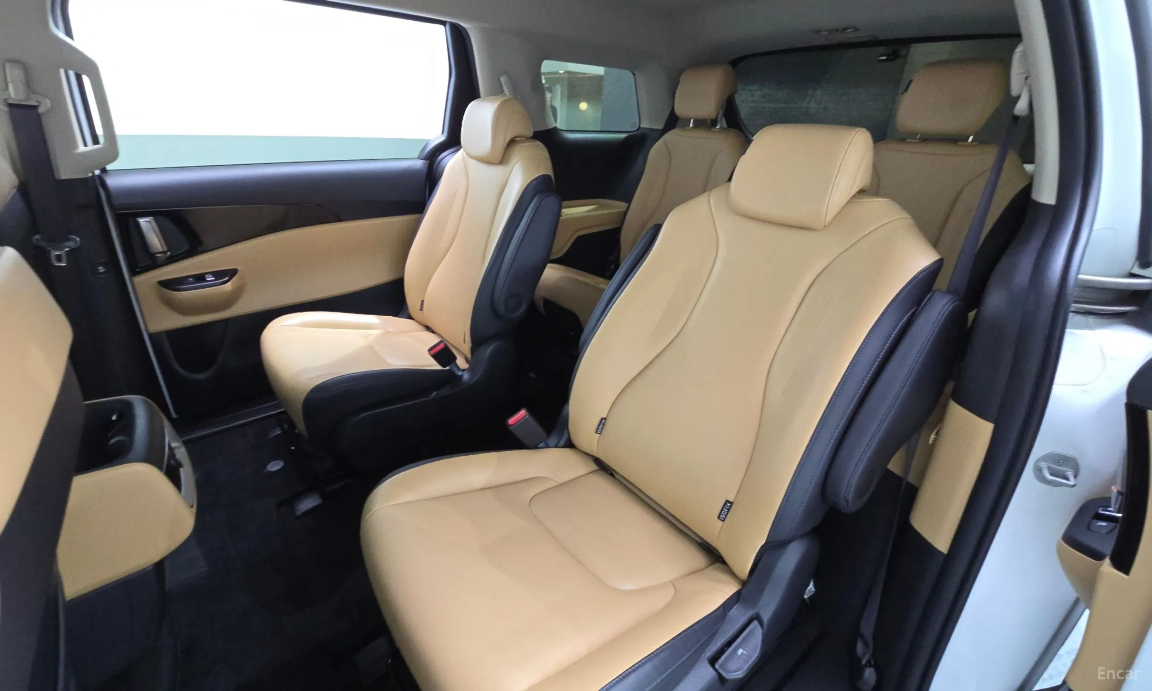 Kia Carnival Gen 4 превью 12
