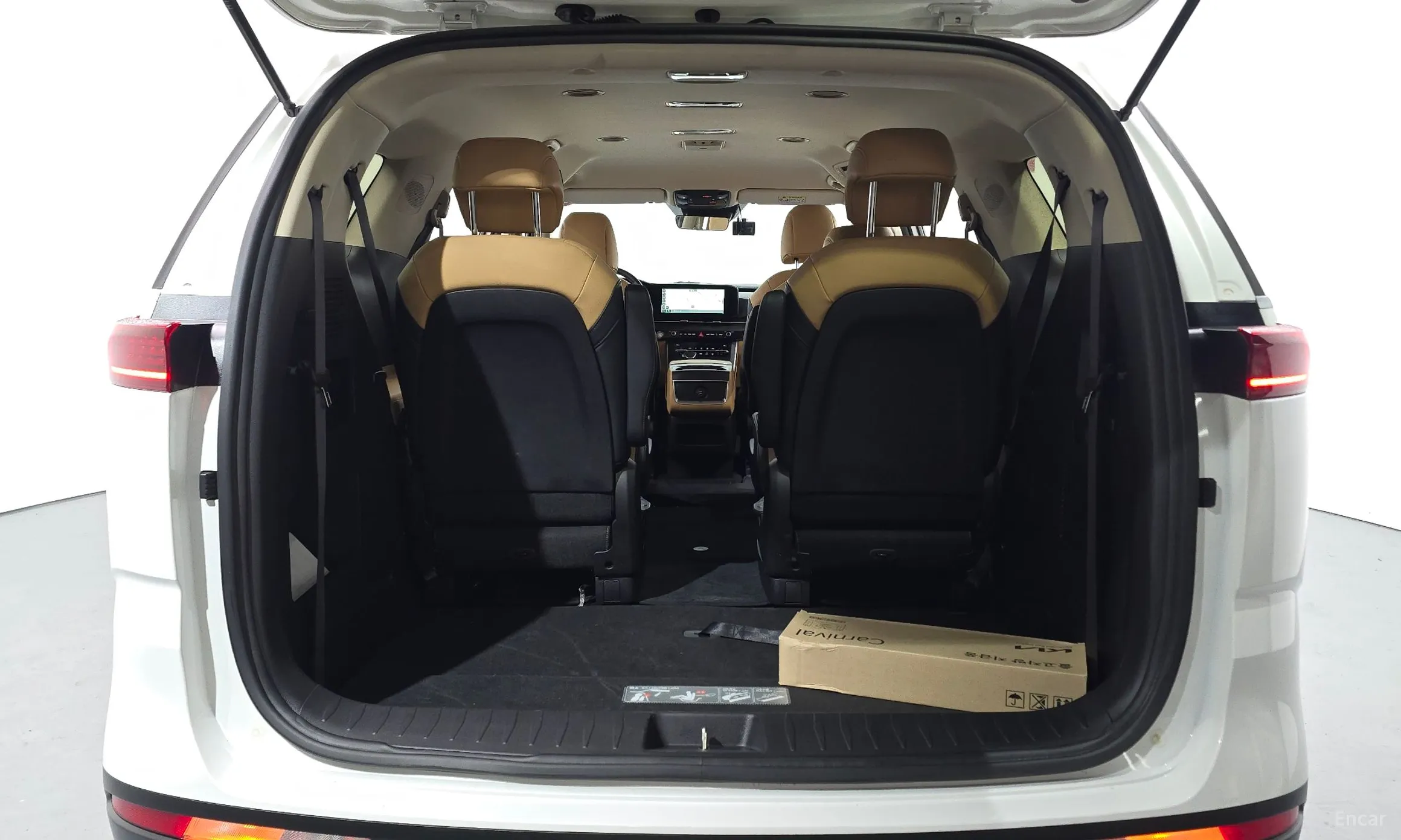 Kia Carnival Gen 4 превью 20