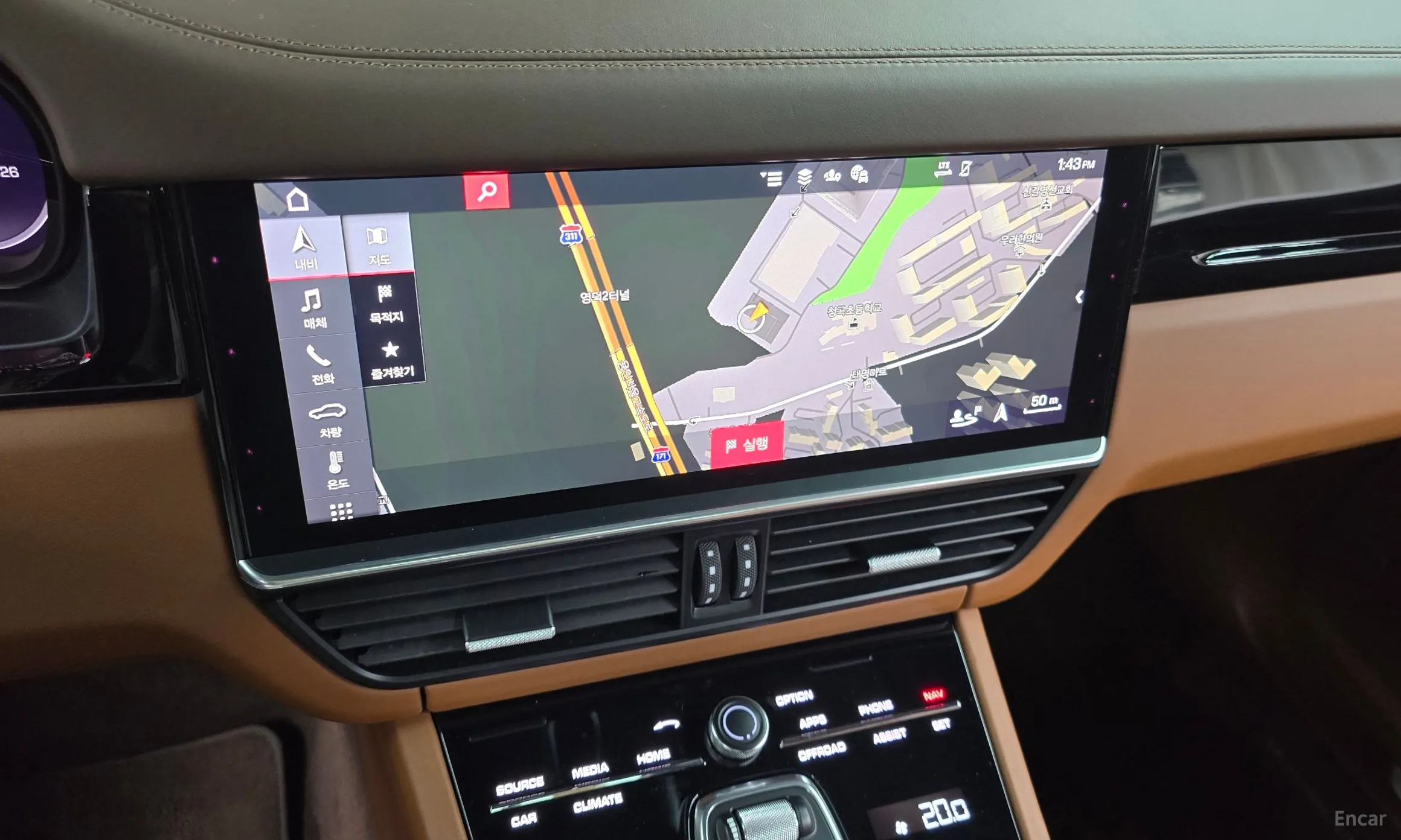 Porsche Cayenne (PO536) превью 12