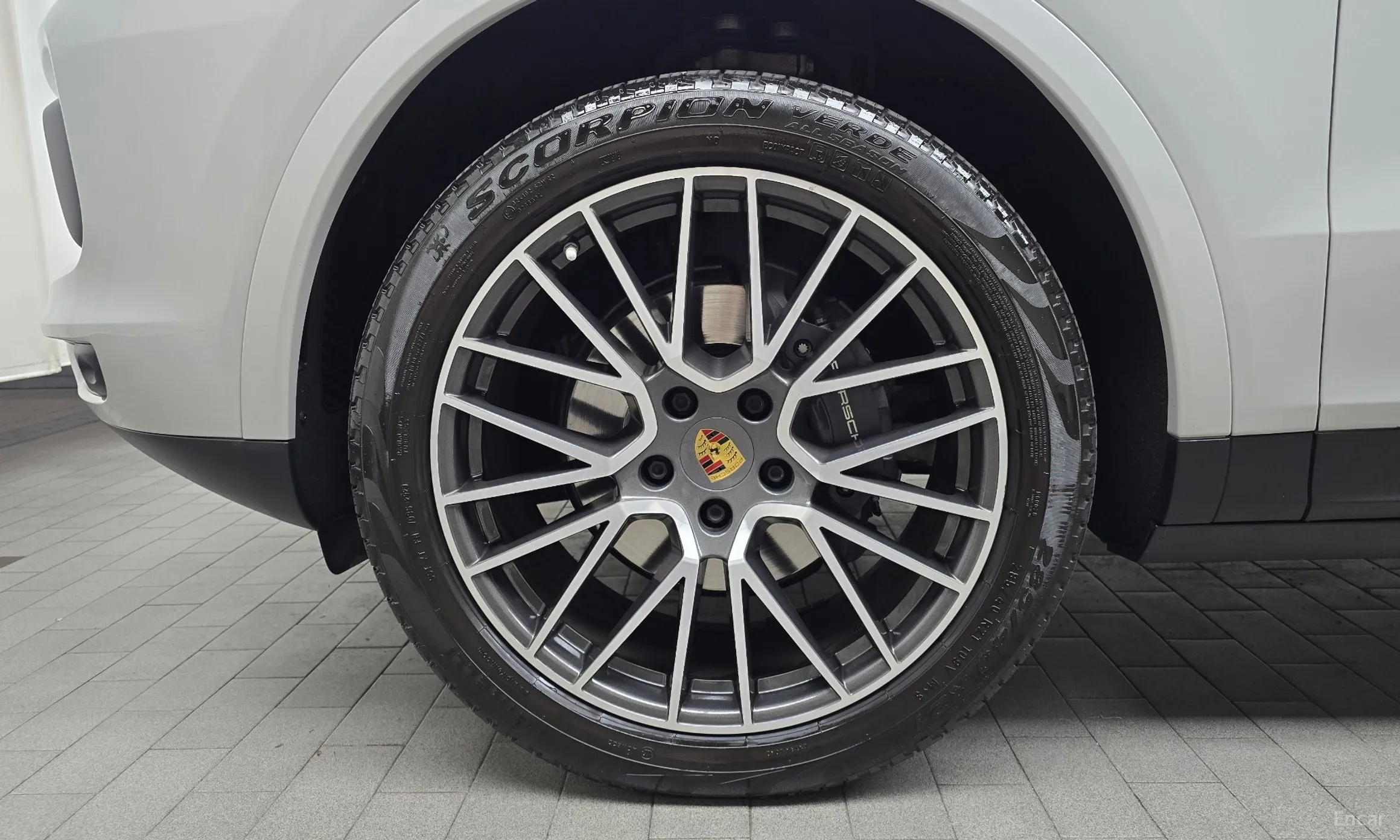 Porsche Cayenne (PO536) превью 5