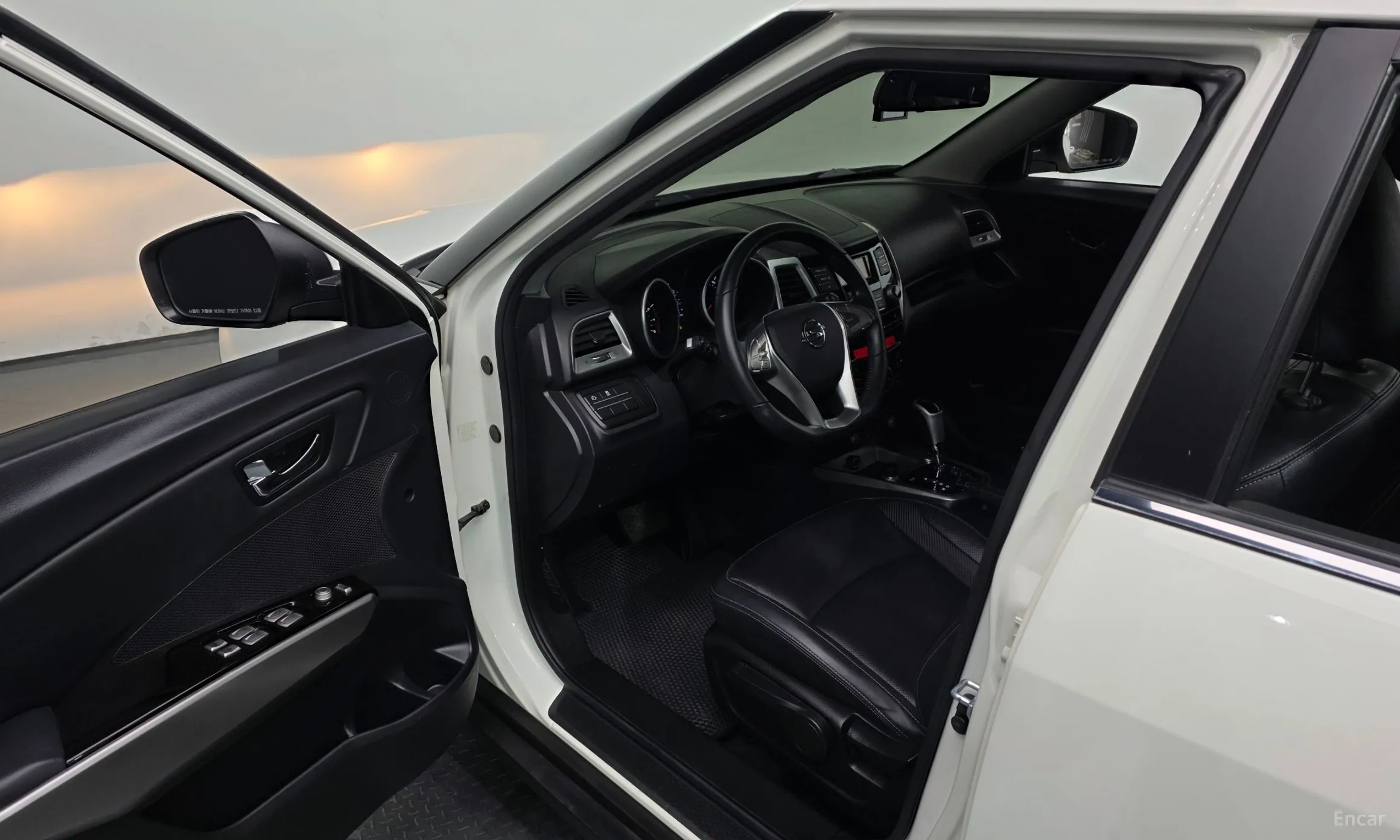 KG Mobility (SsangYong) Tivoli, Lazio превью 10