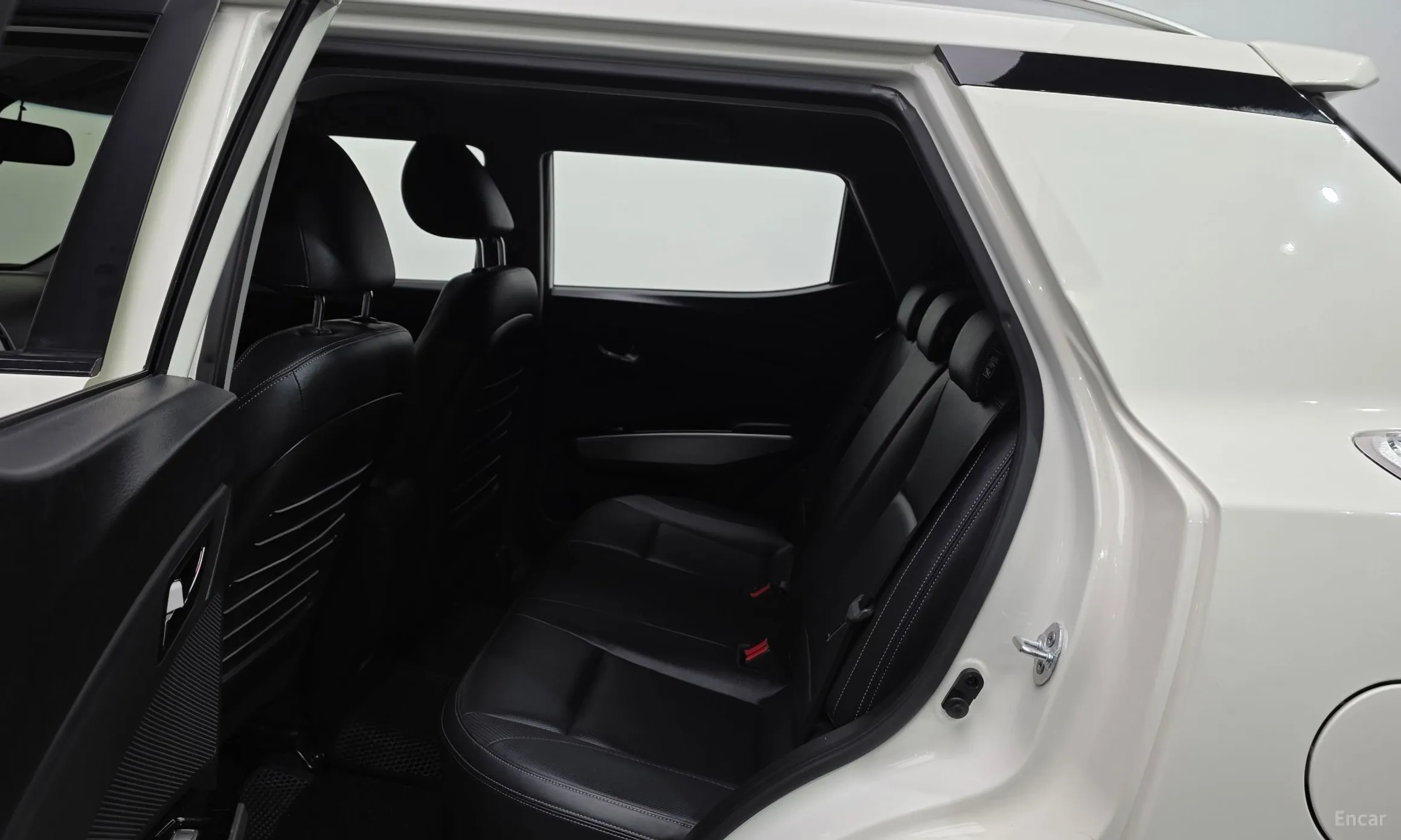 KG Mobility (SsangYong) Tivoli, Lazio превью 11