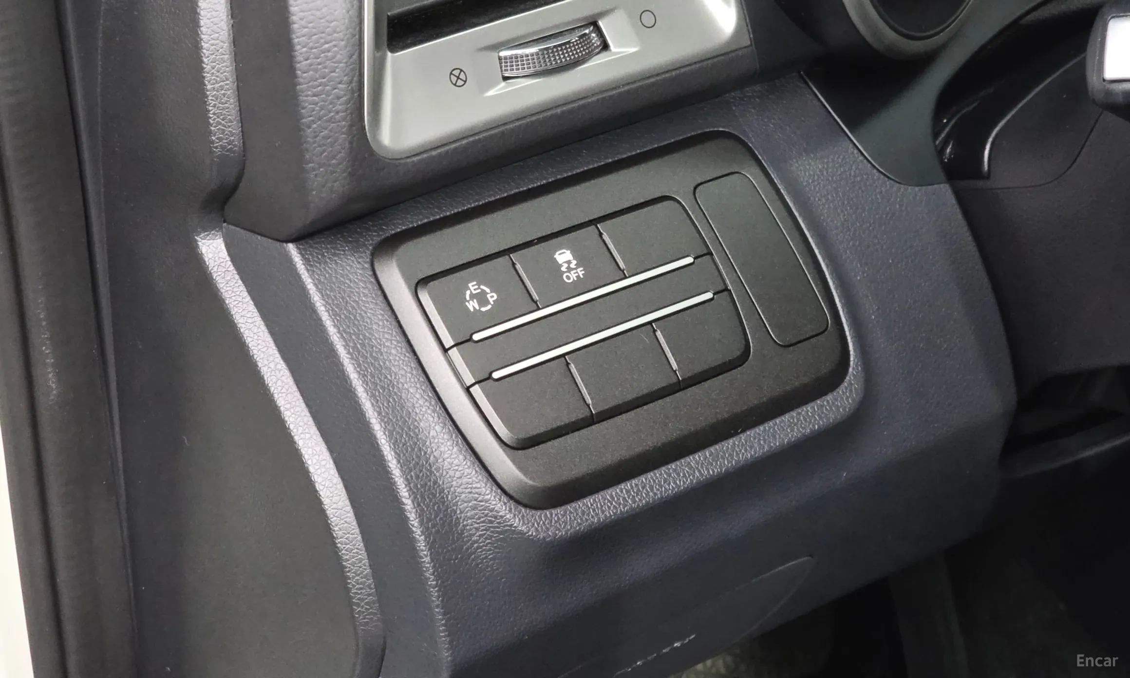 KG Mobility (SsangYong) Tivoli, Lazio превью 19