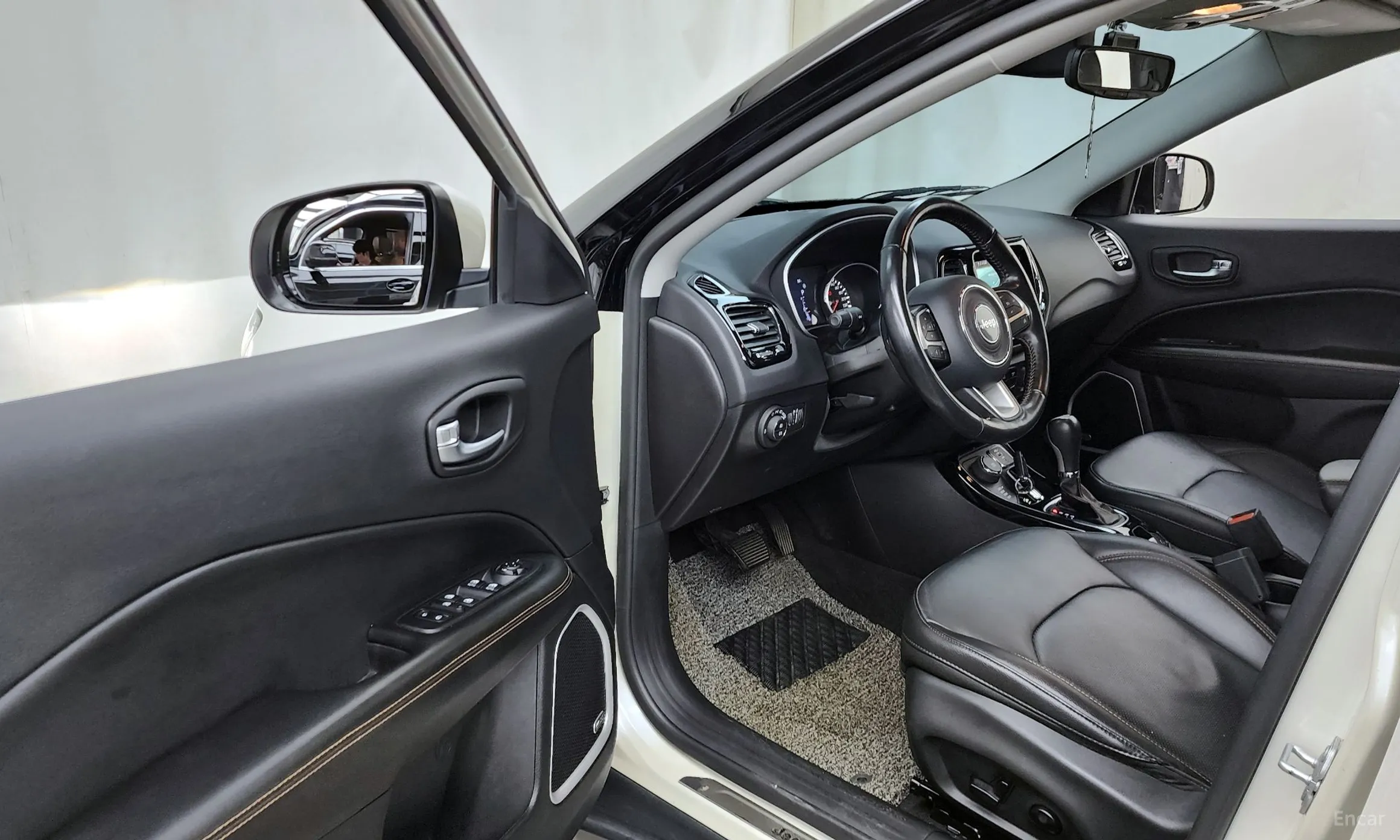 Jeep Compass 2nd Generation превью 10