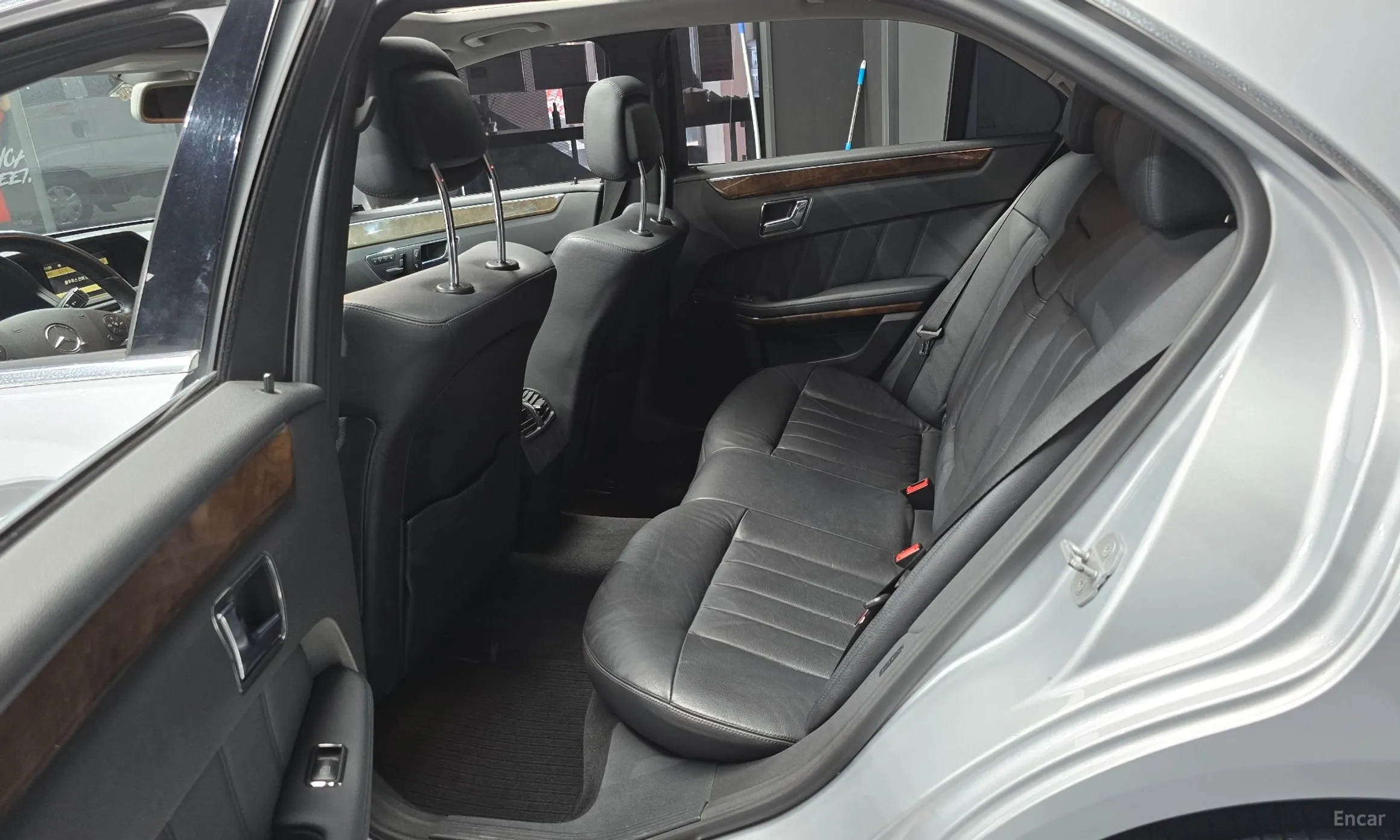 Mercedes Benz E-Class W212 превью 12