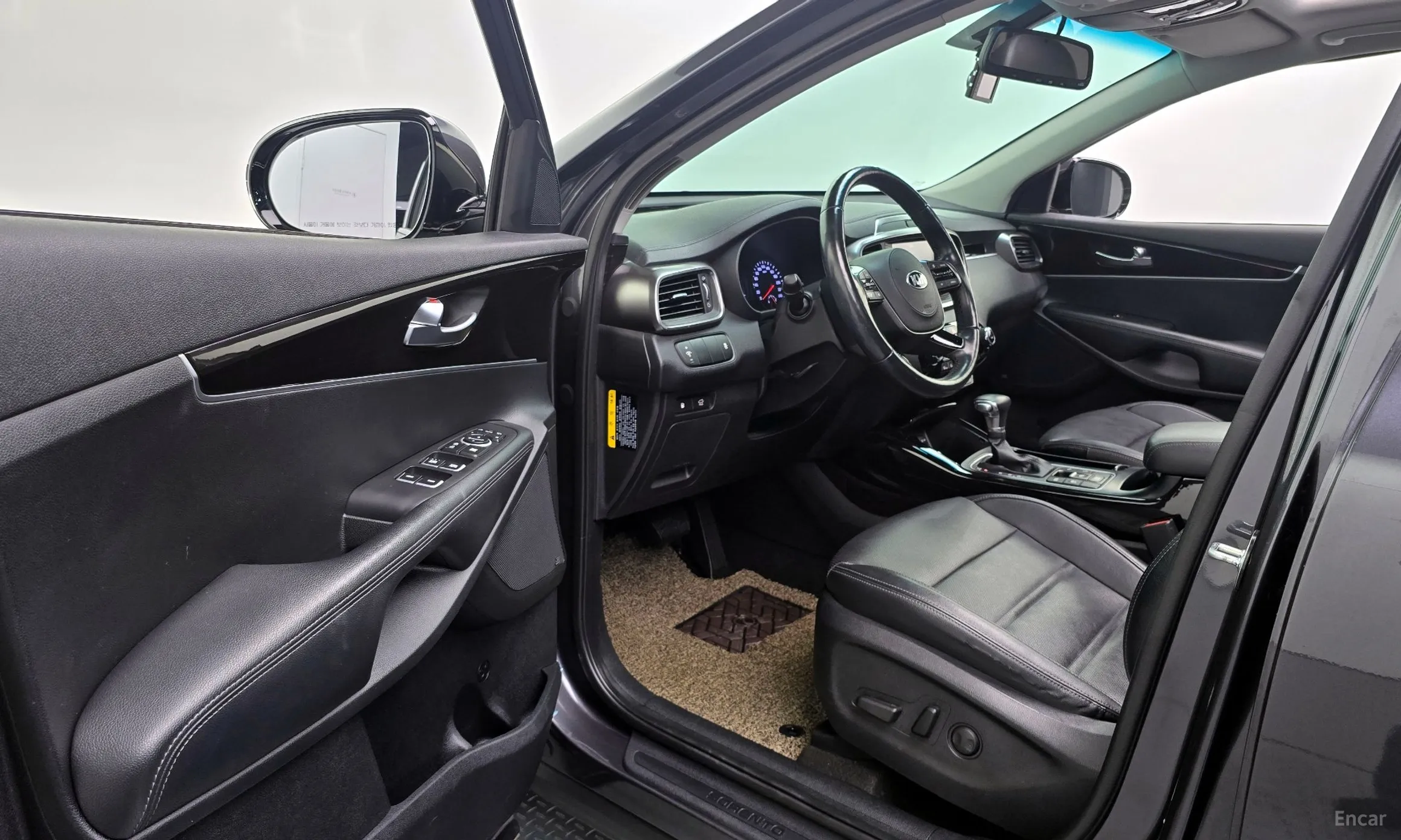 Kia Sorento превью 10
