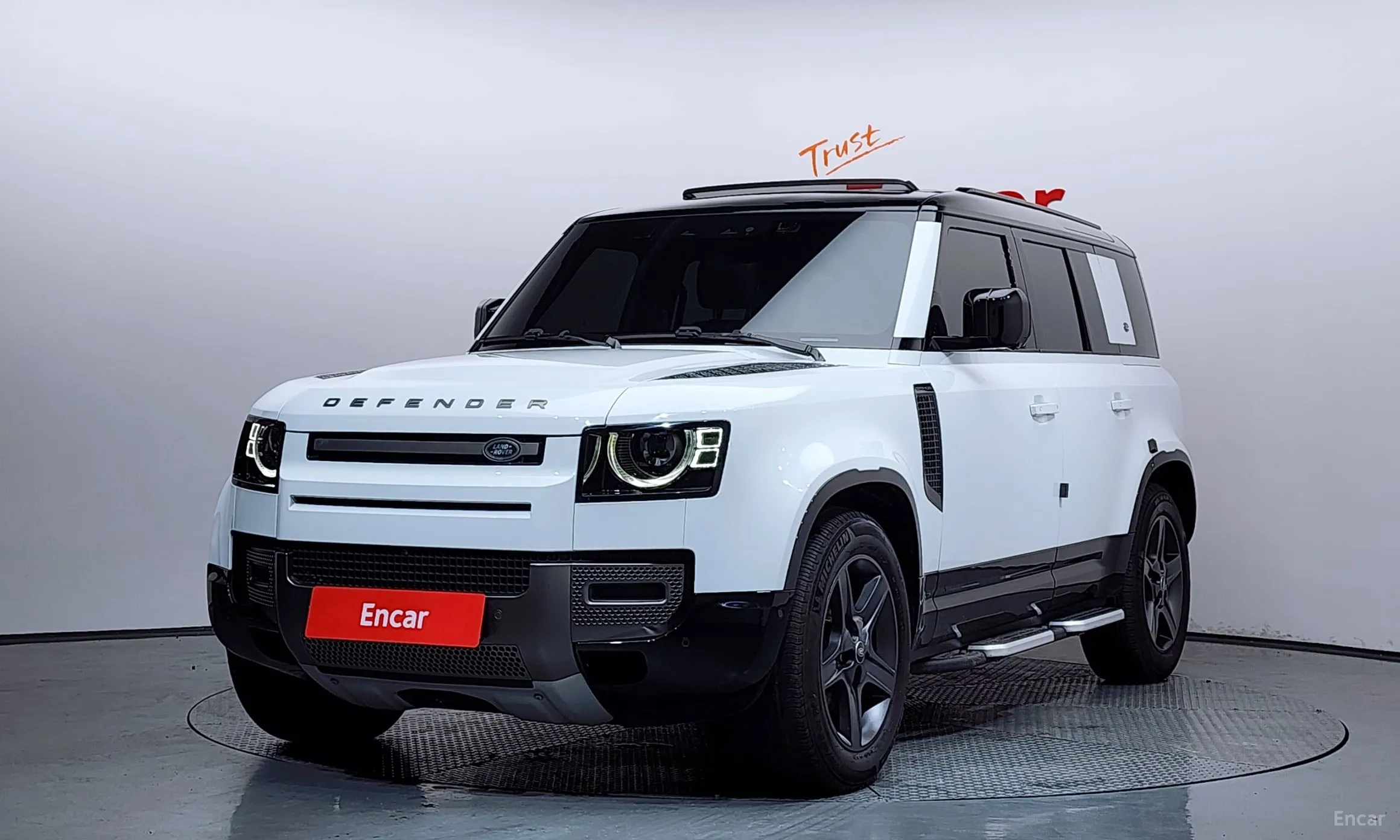 Land Rover Defender (L663)