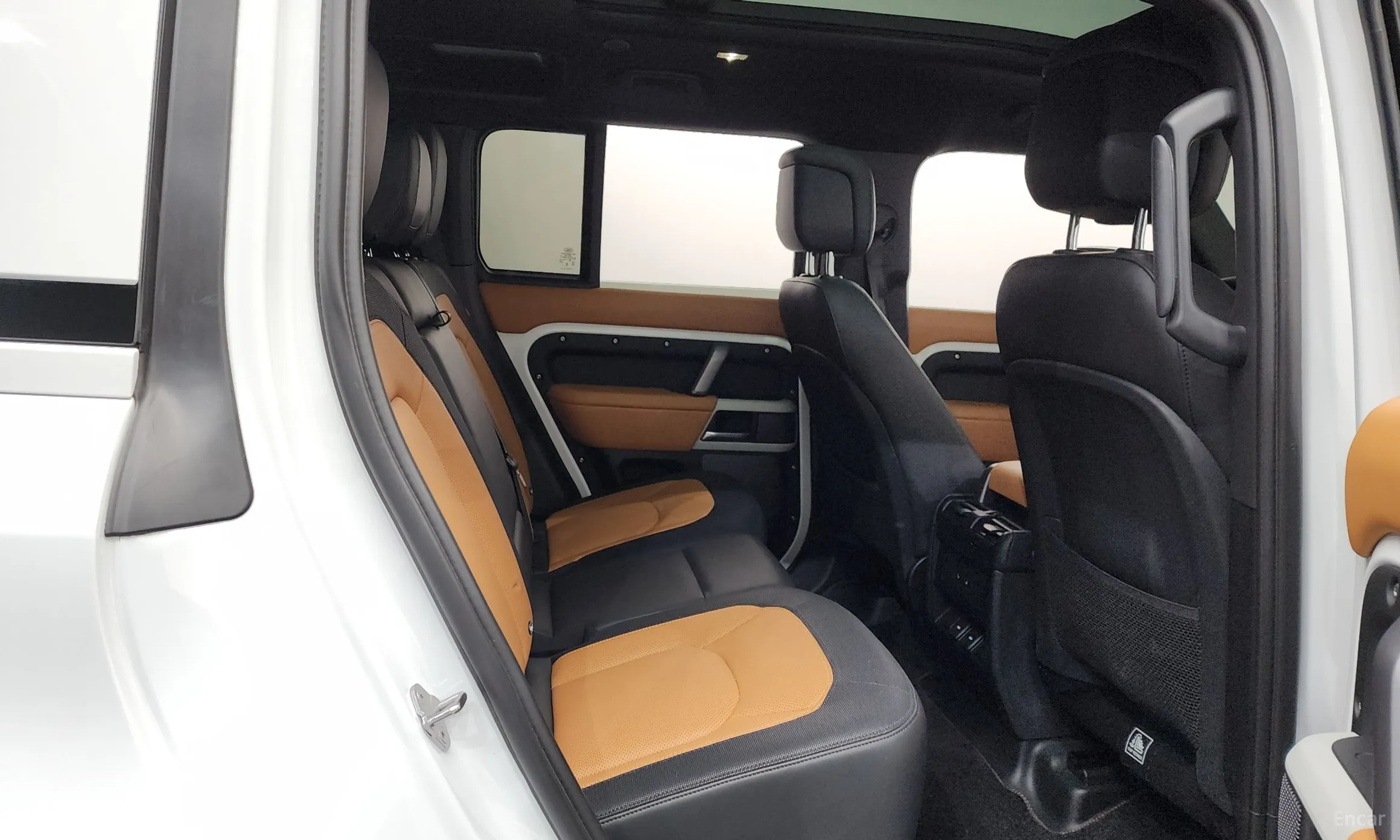 Land Rover Defender (L663) превью 11