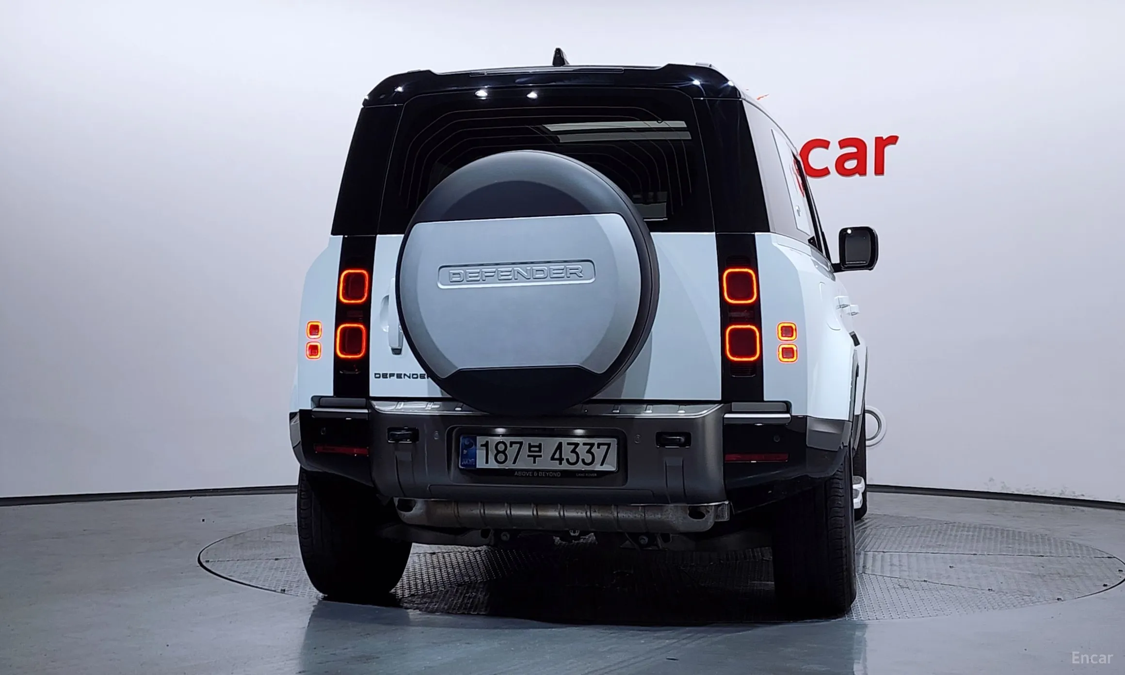 Land Rover Defender (L663) превью 4