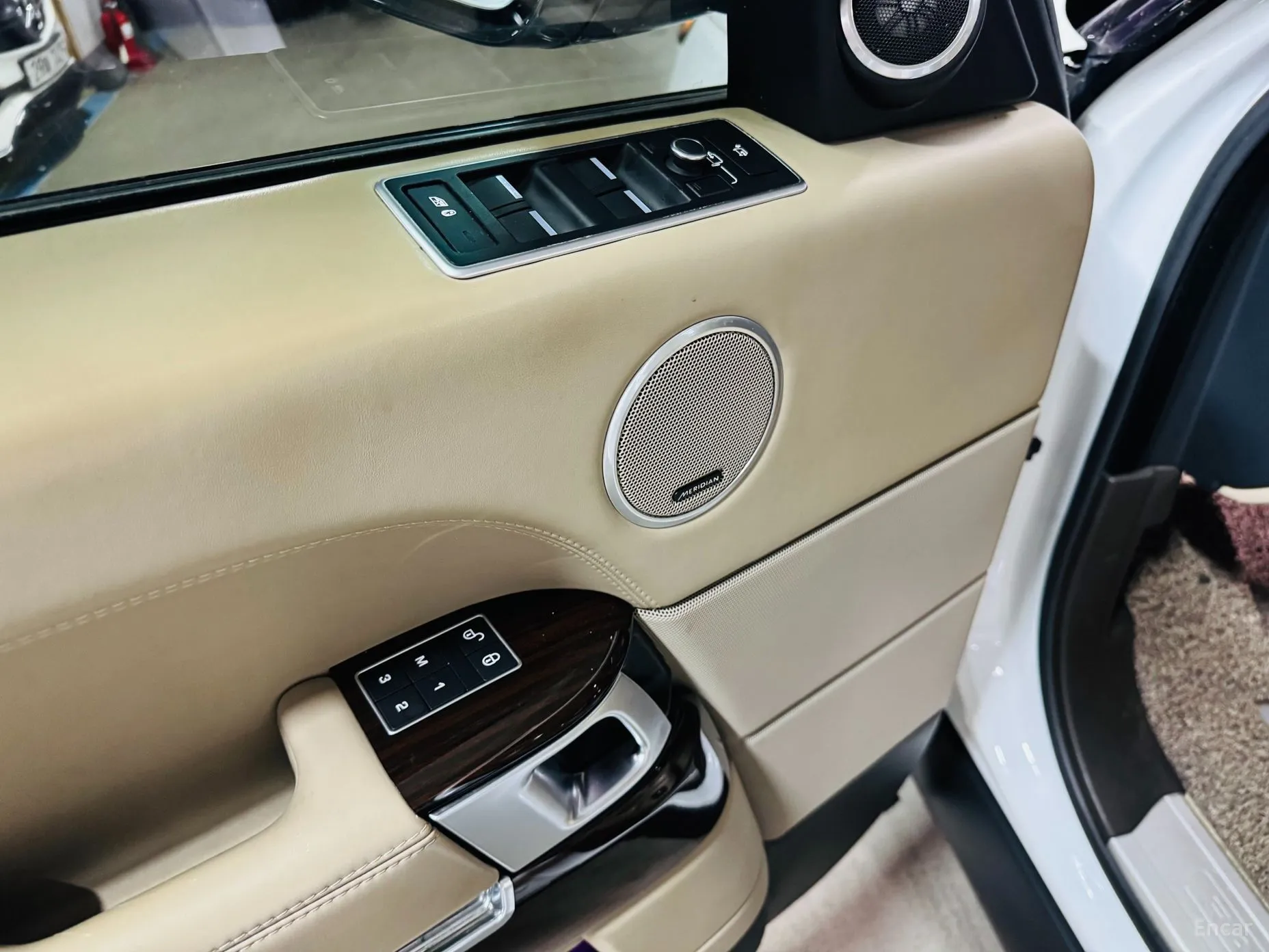 Land Rover Range Rover 4th Generation превью 19
