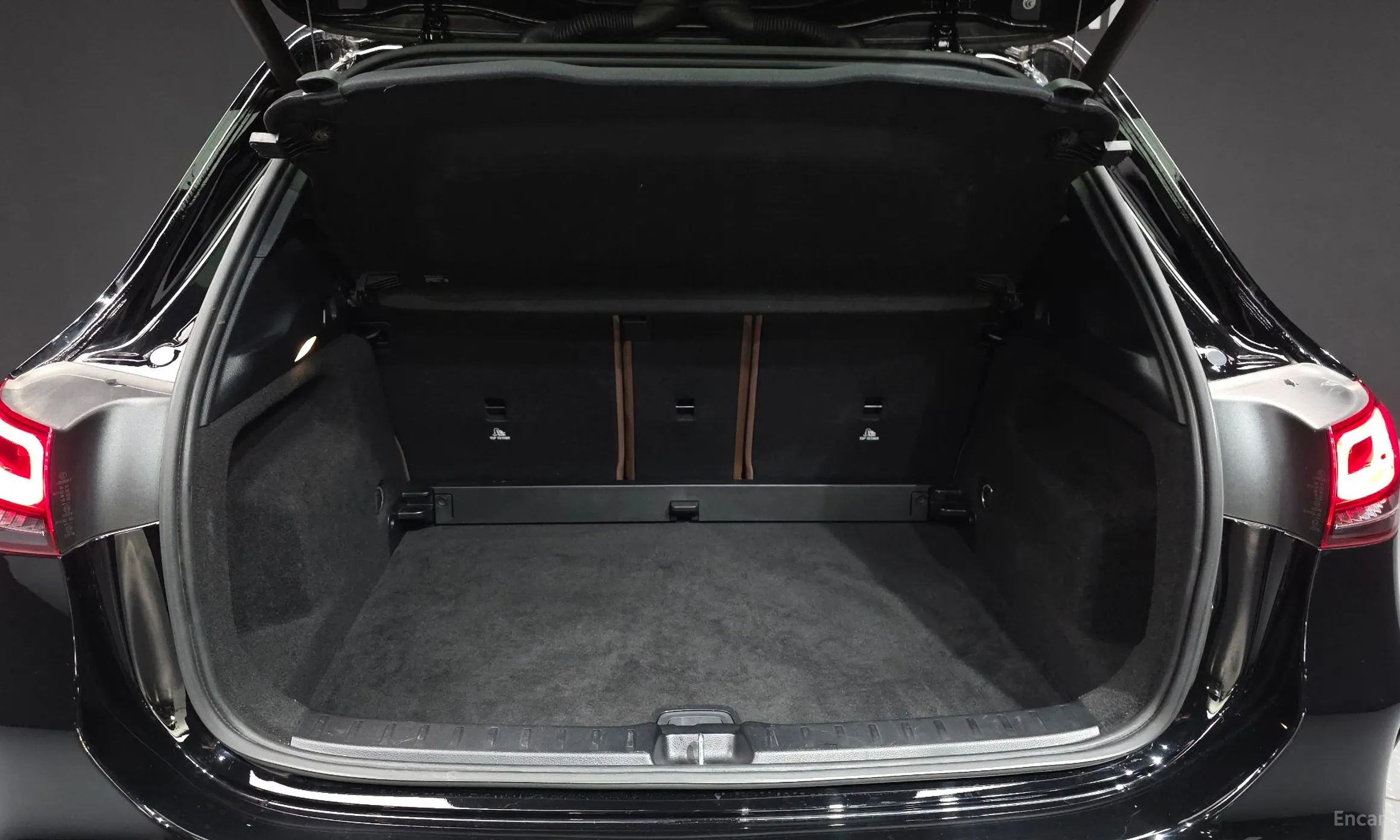 Mercedes Benz GLA-Class H247 превью 20