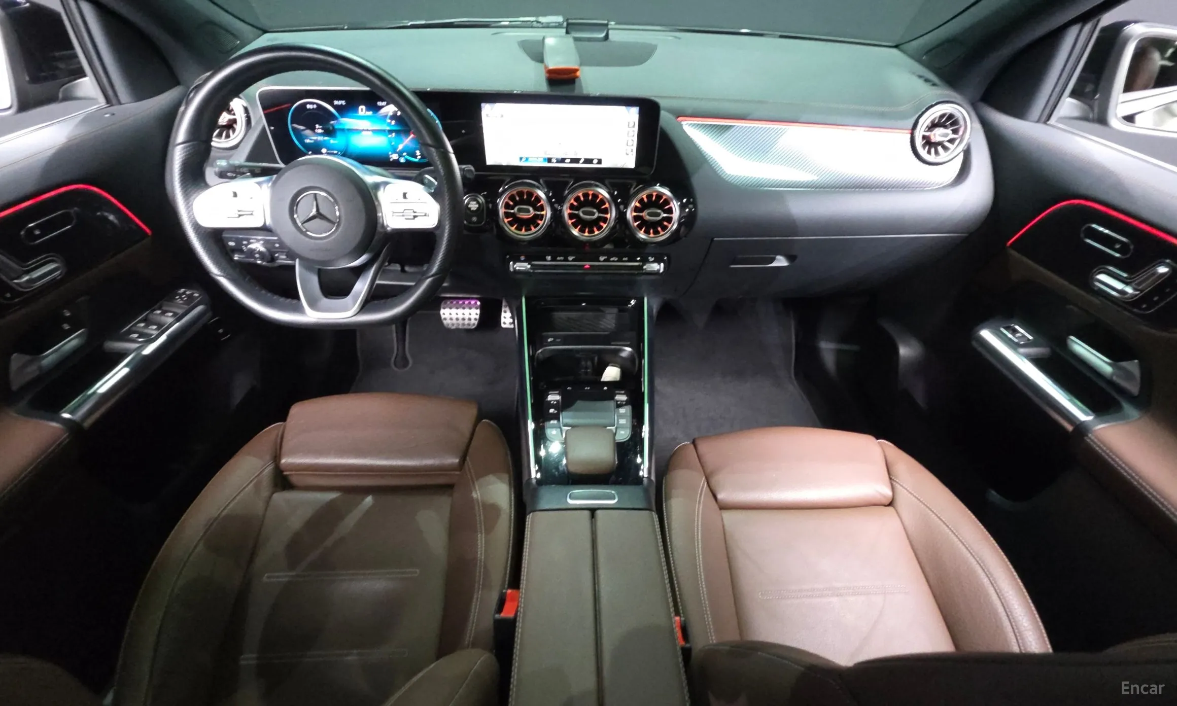 Mercedes Benz GLA-Class H247 превью 7