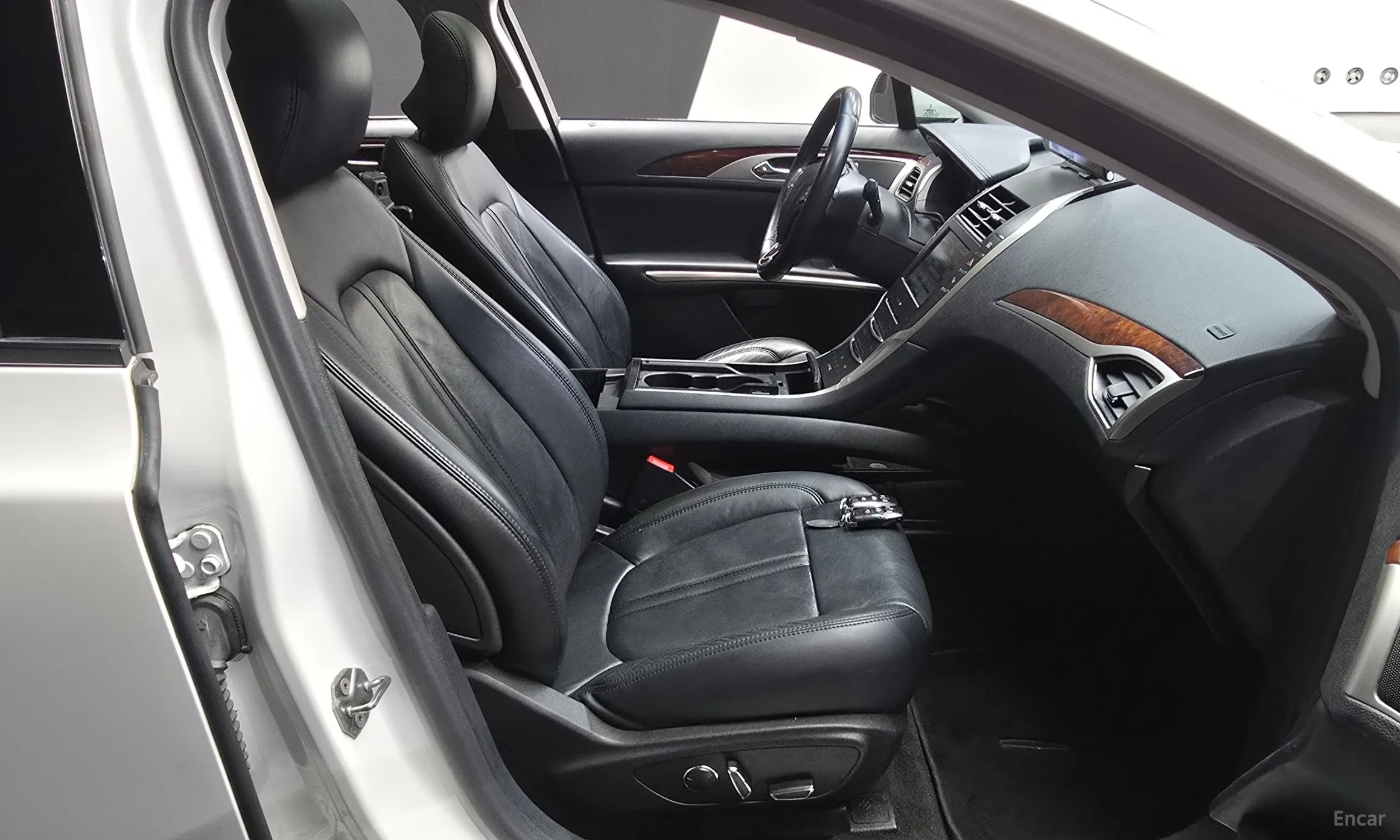Lincoln New MKZ превью 11