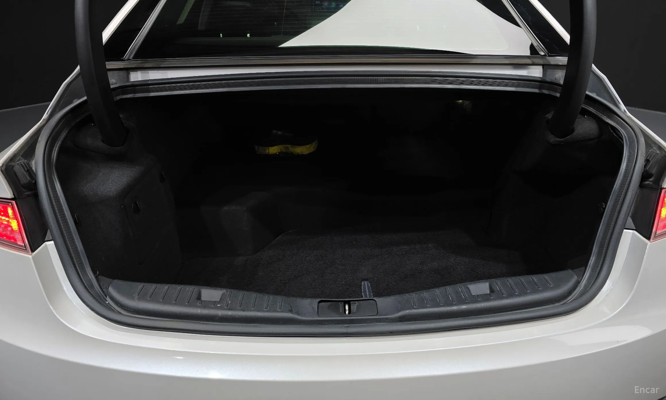 Lincoln New MKZ превью 20