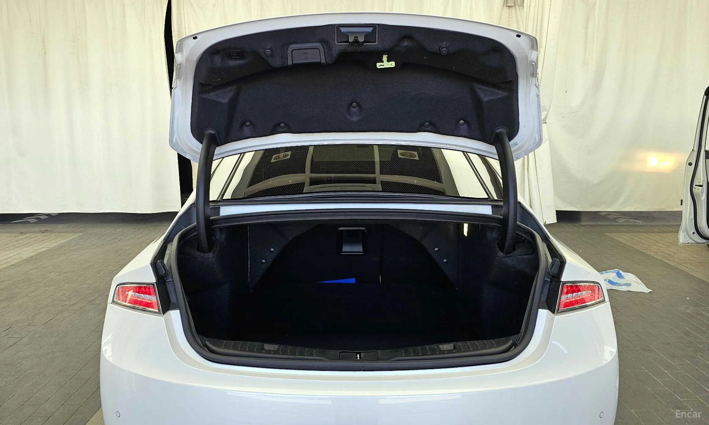 Lincoln New MKZ превью 20