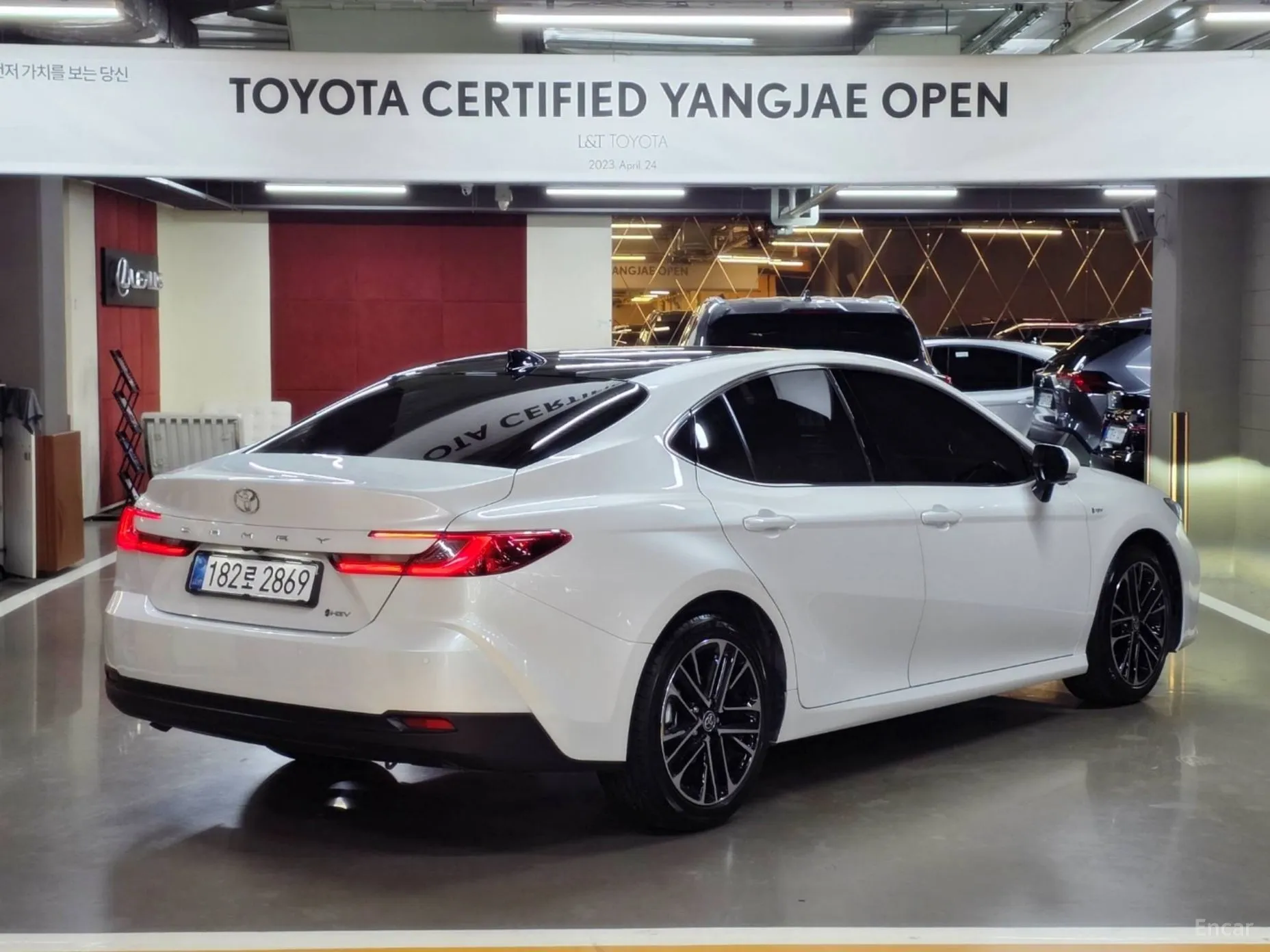 Toyota Camry (XV80) превью 3