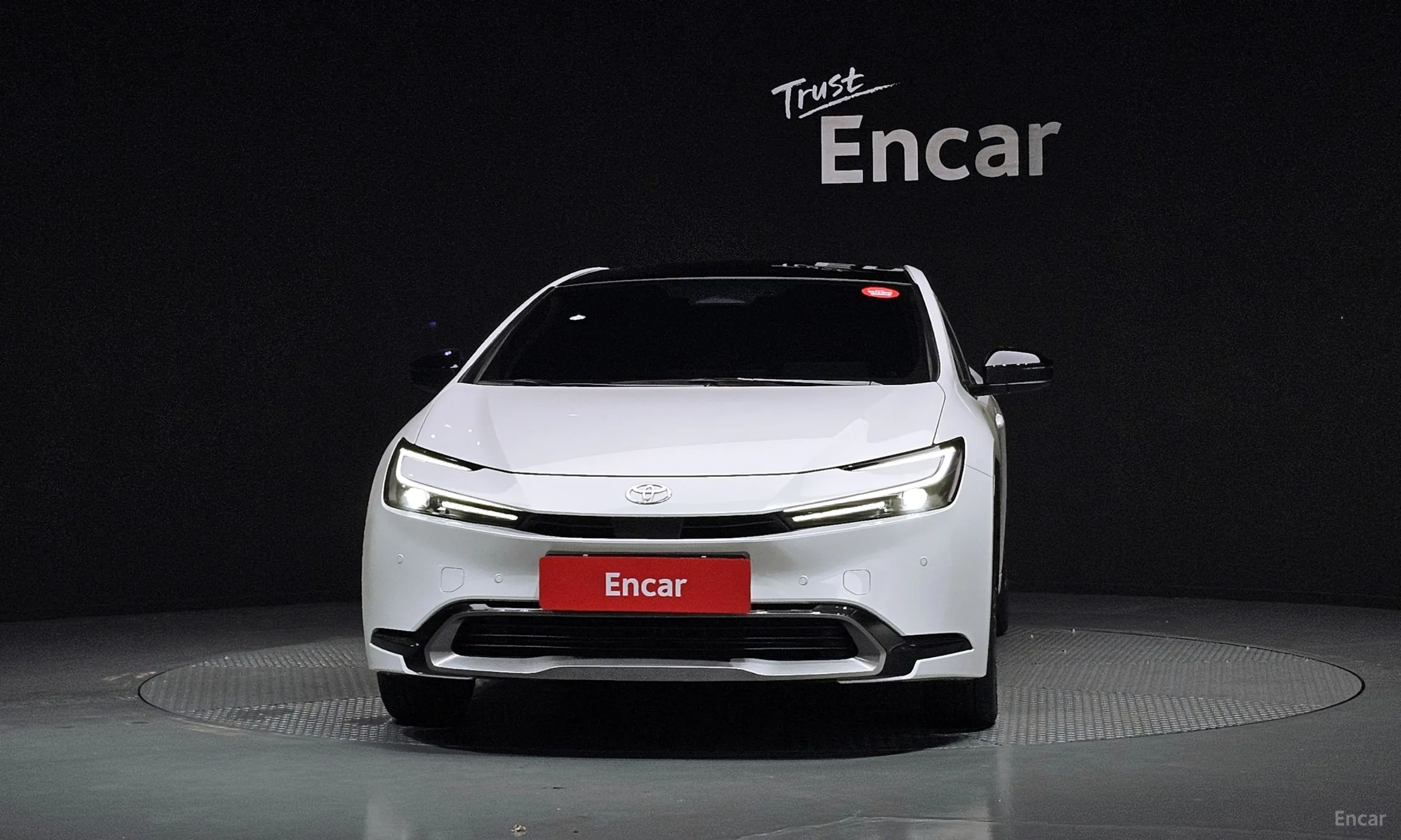 Toyota Prius 5th Generation превью 3