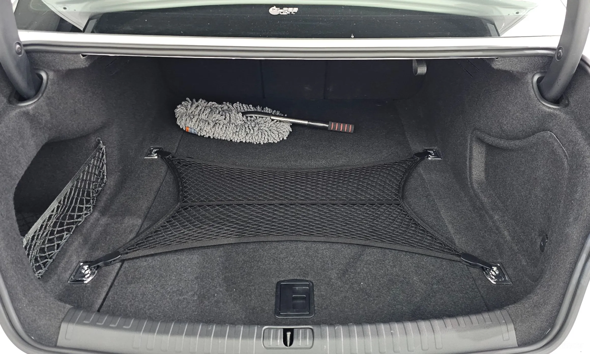 Audi A6 (C8) превью 16