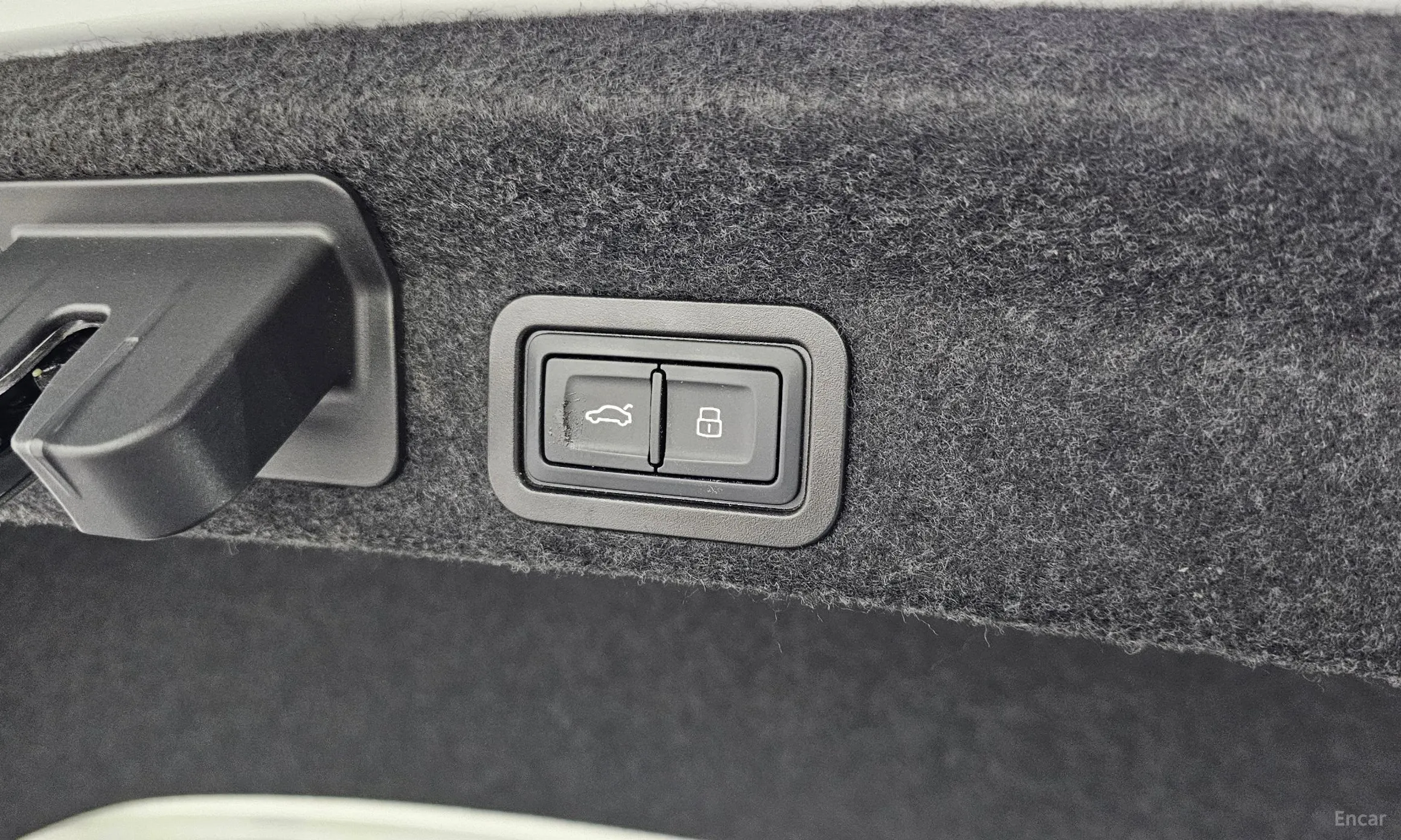 Audi A6 (C8) превью 16