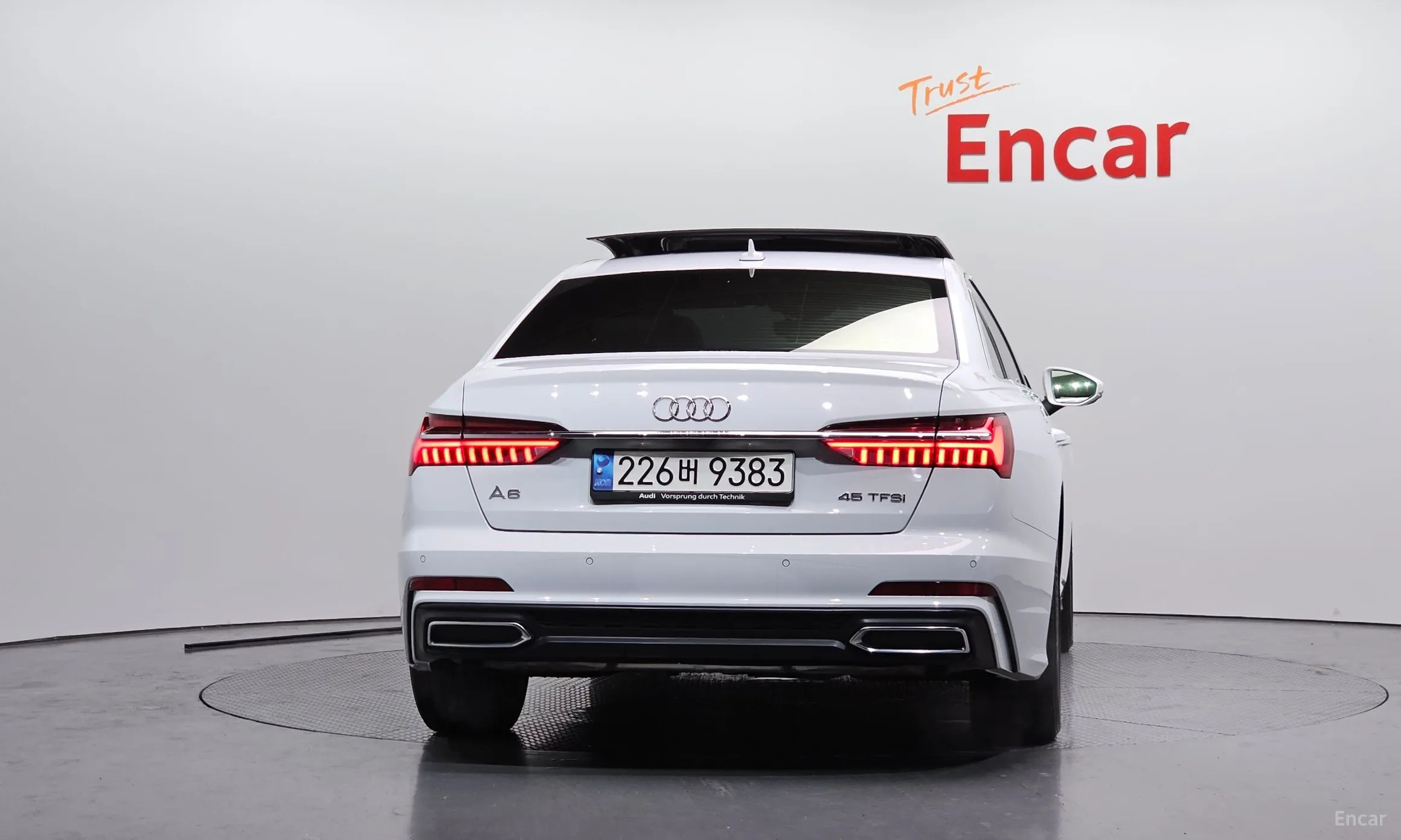 Audi A6 (C8) превью 4
