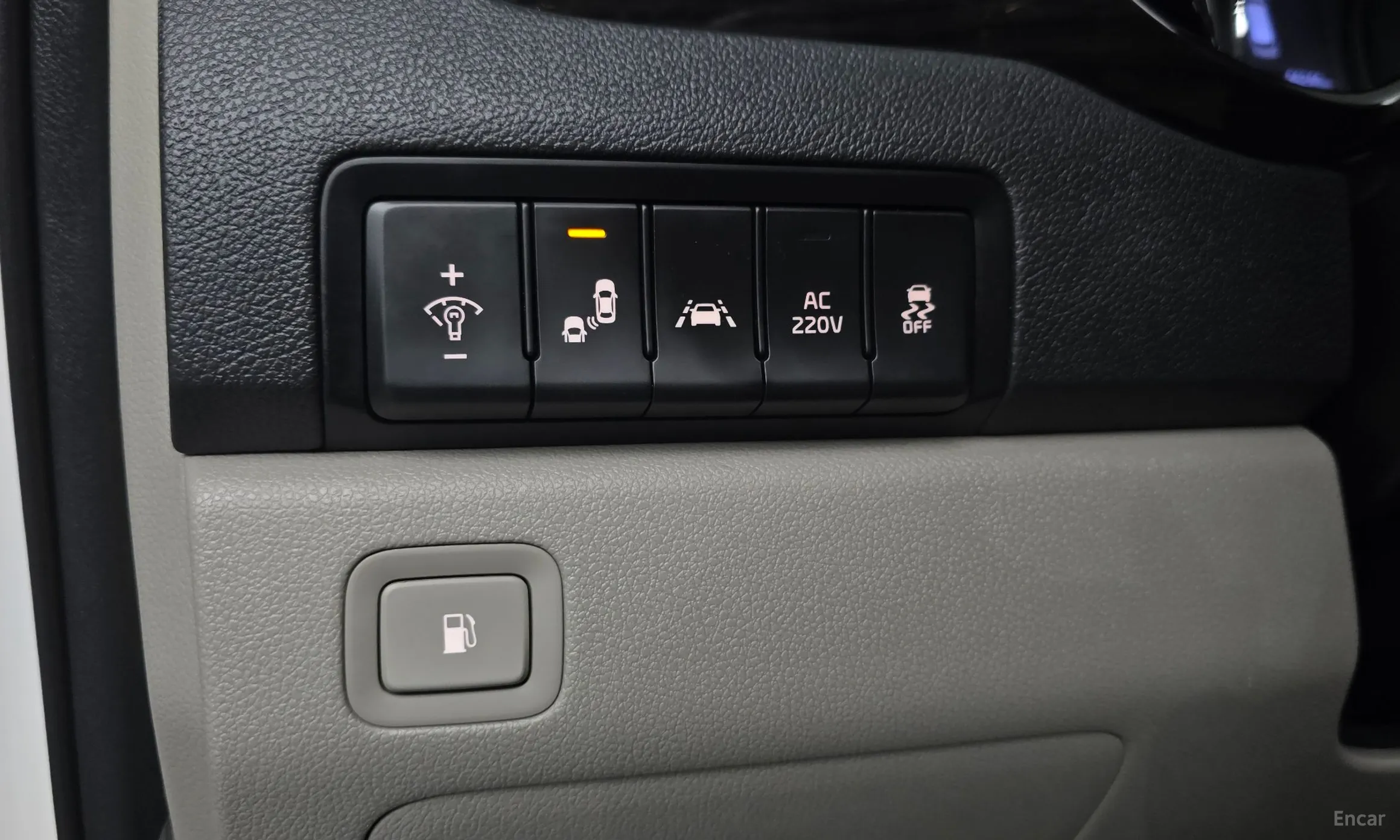 Kia Carnival превью 14