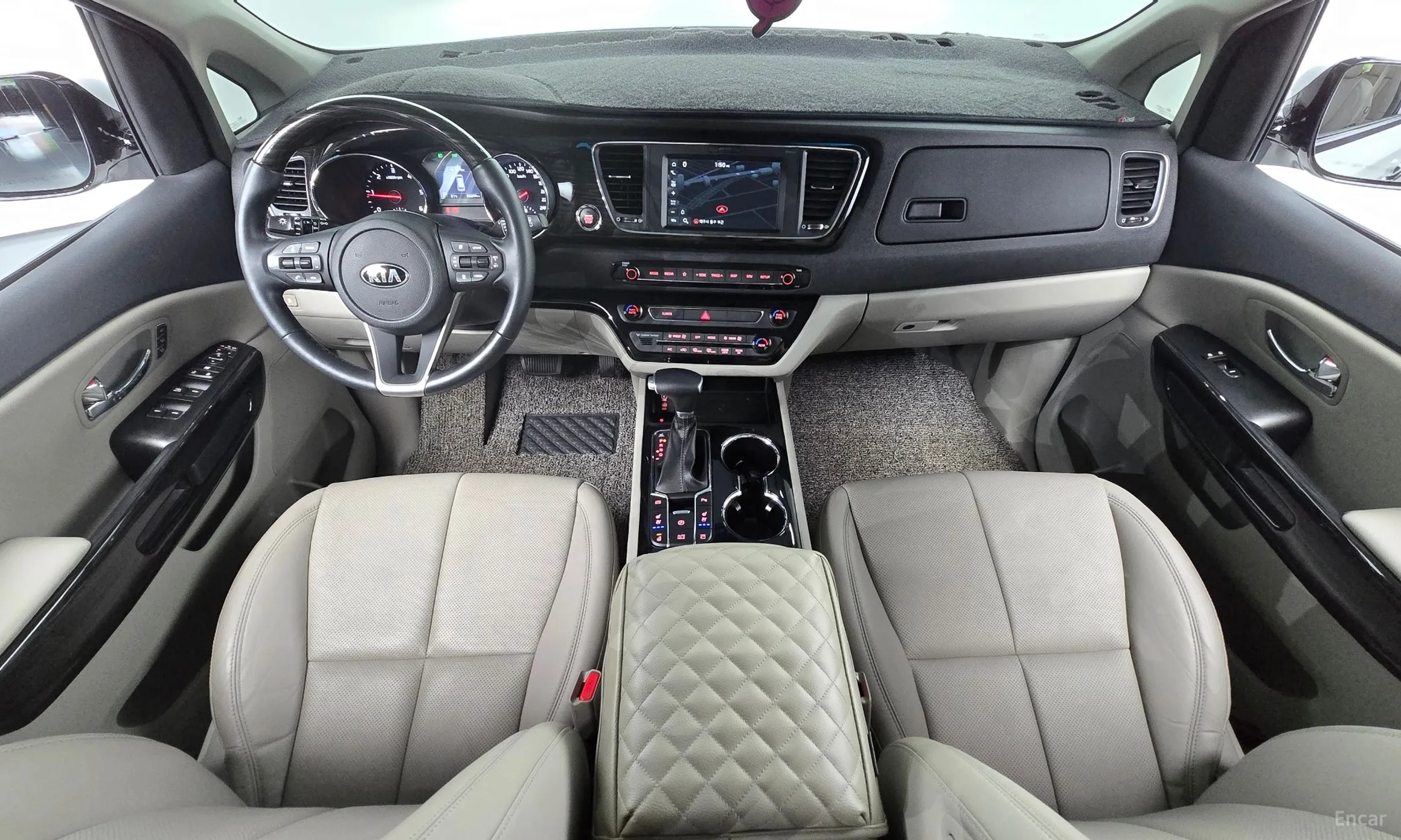 Kia Carnival превью 7
