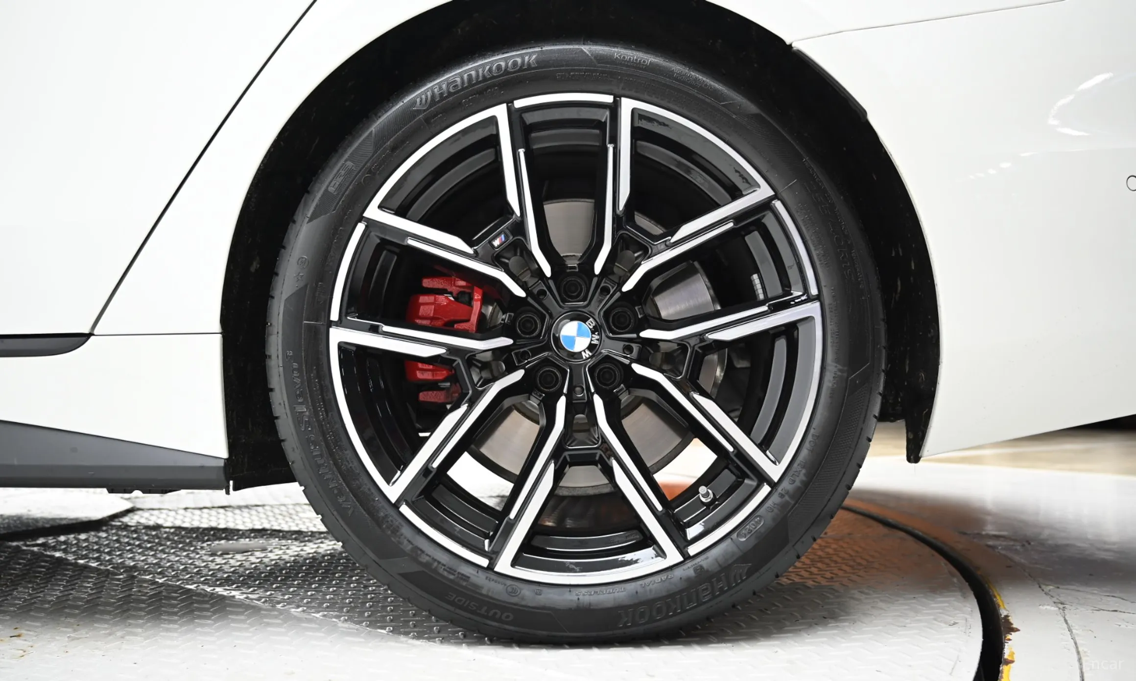 BMW Series 4 (G22) превью 5