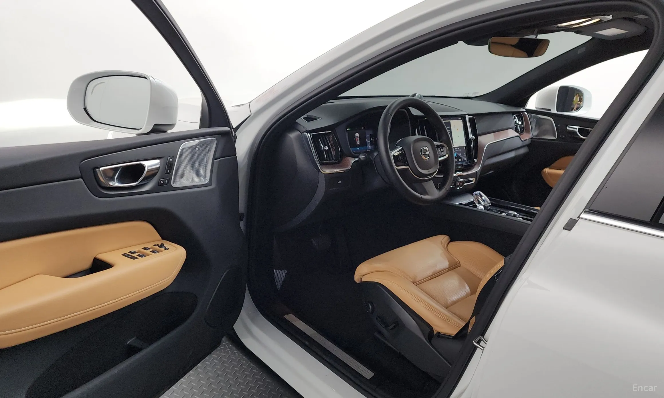 Volvo XC60 Gen 2 превью 10