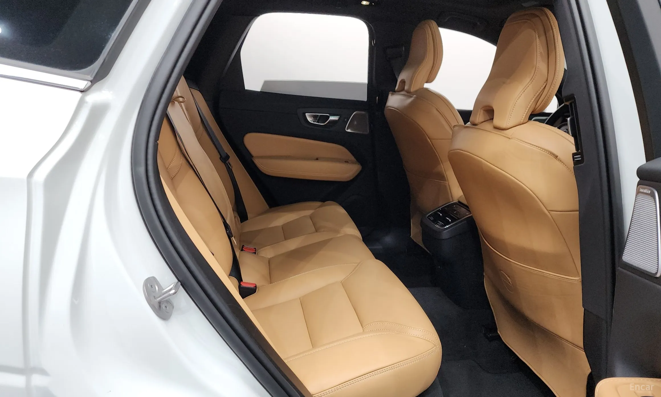 Volvo XC60 Gen 2 превью 11