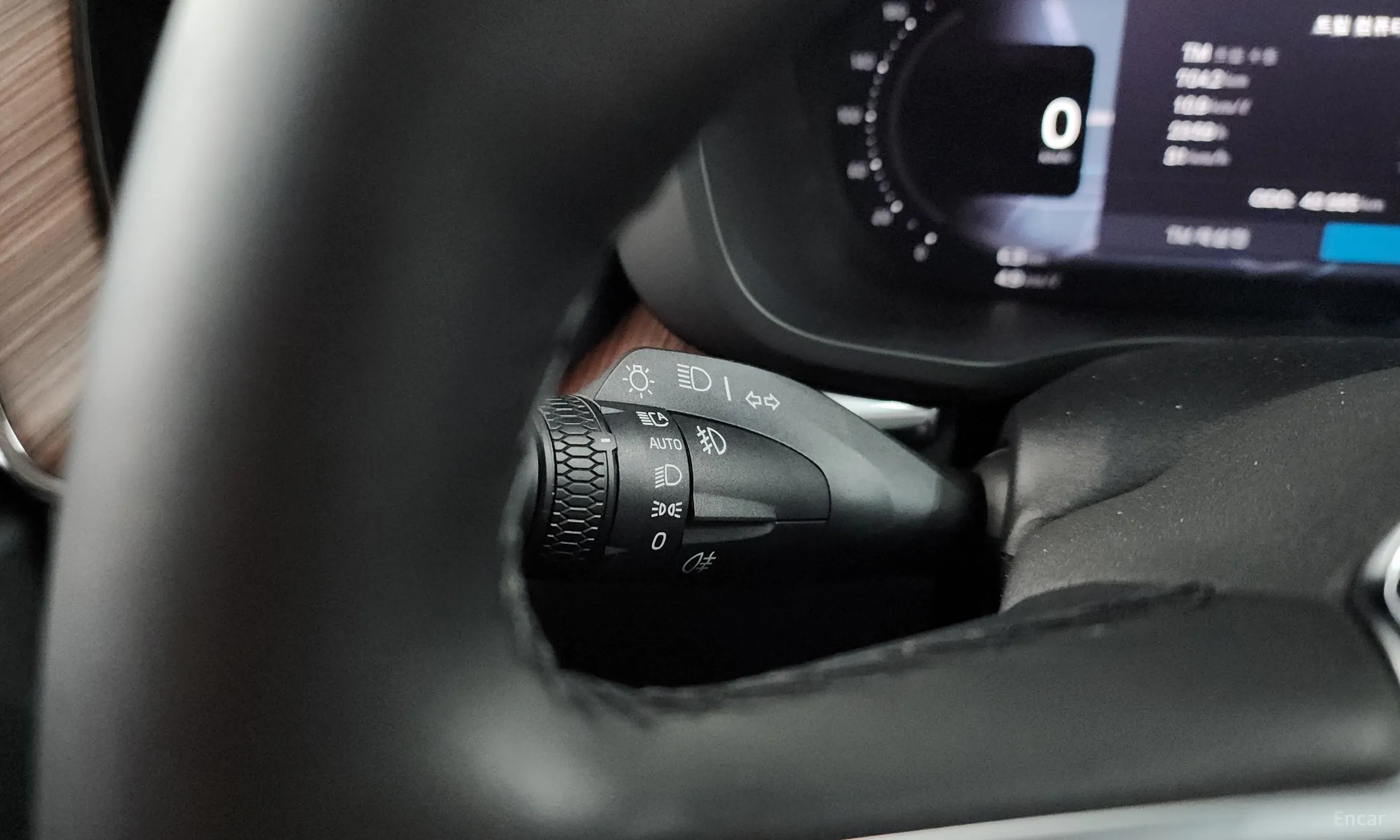 Volvo XC60 Gen 2 превью 12