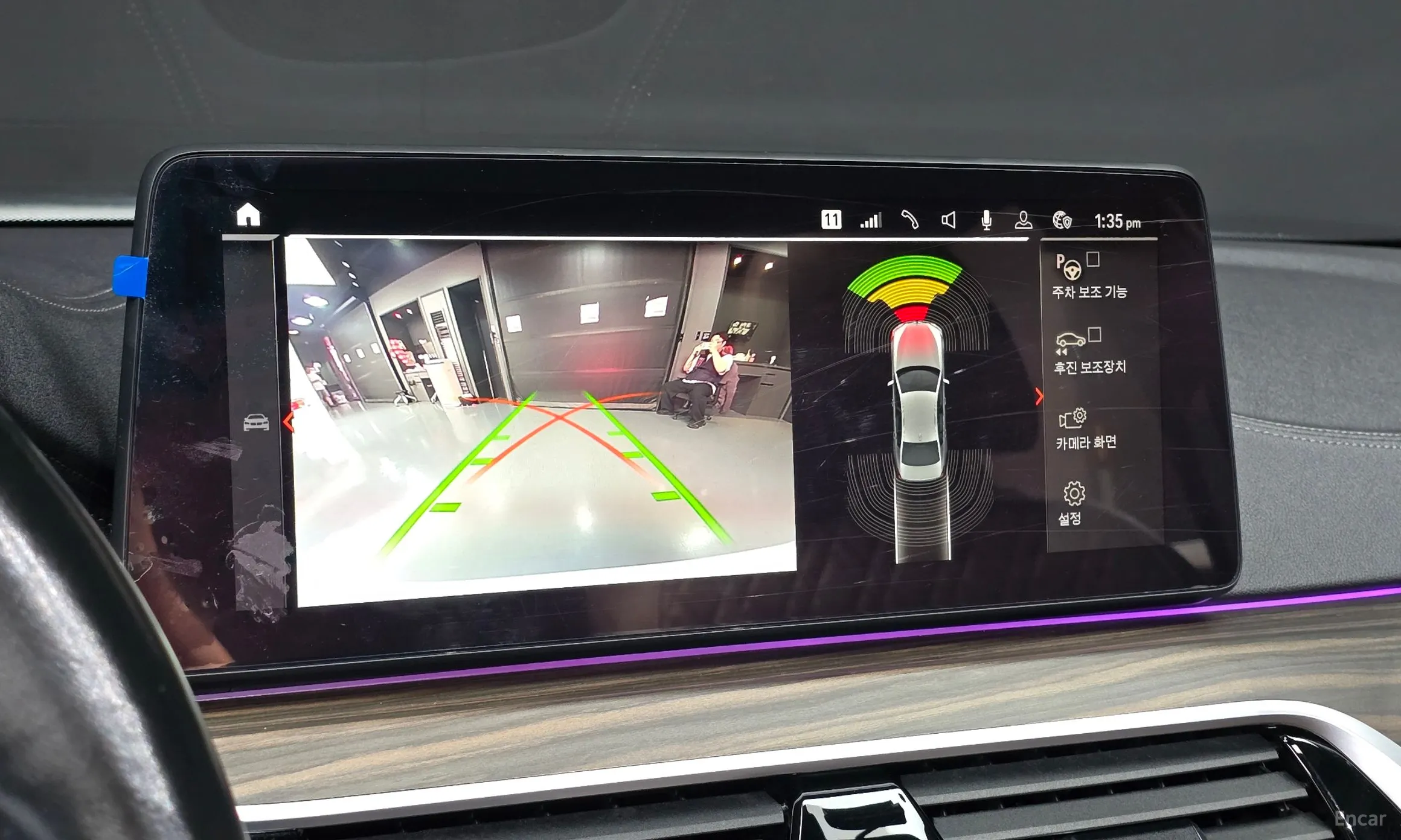 BMW 5 Series (G30) превью 14