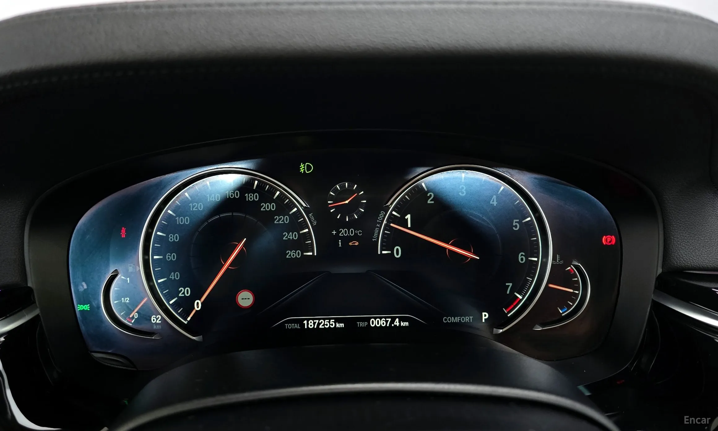 BMW 5 Series (G30) превью 8