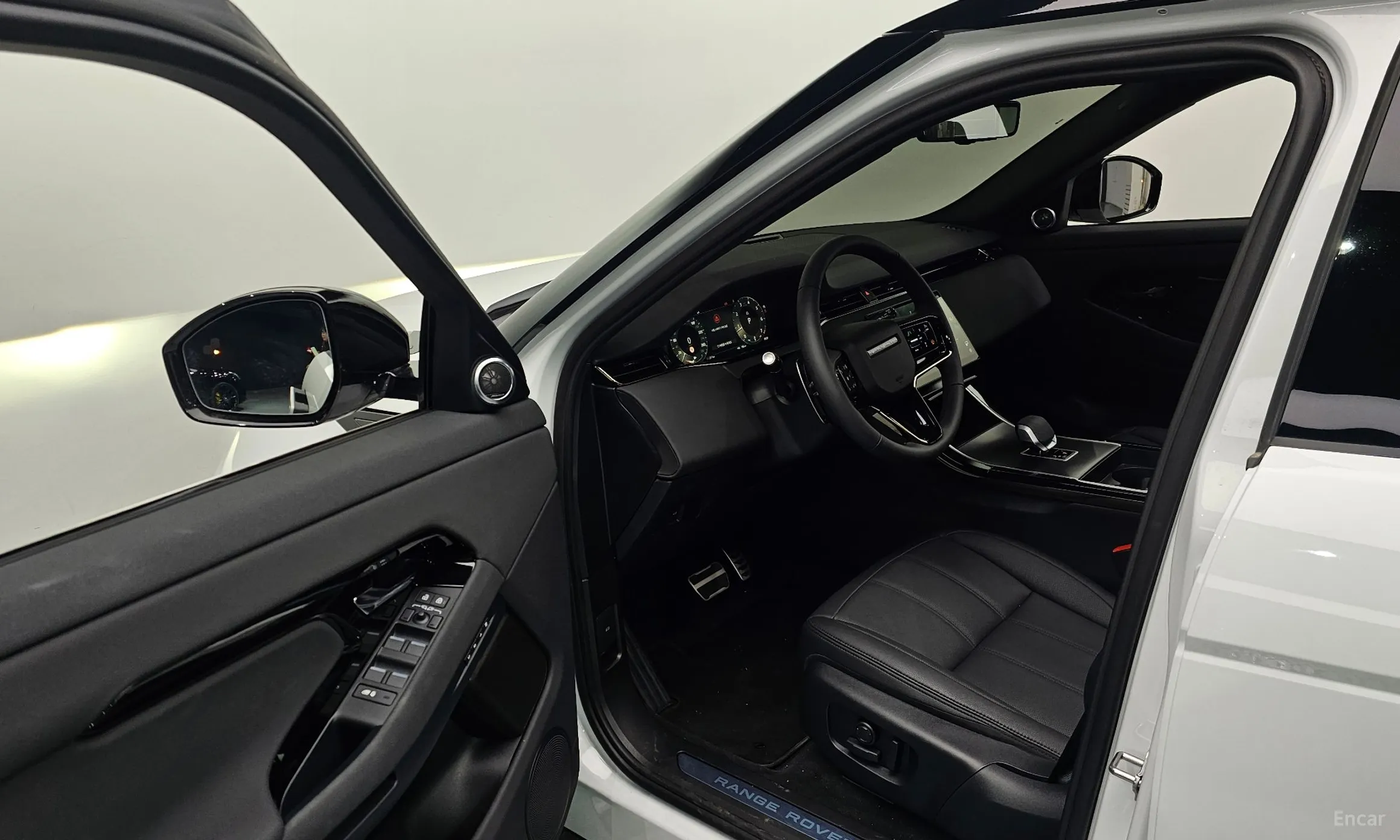 Land Rover Range Rover Evoque 2nd Generation превью 10