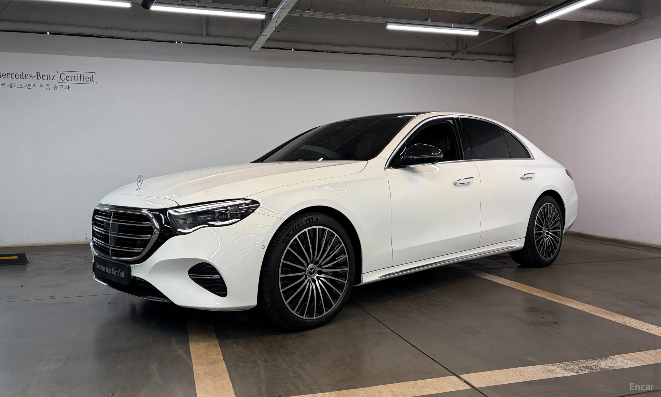 Mercedes Benz E-Class W214