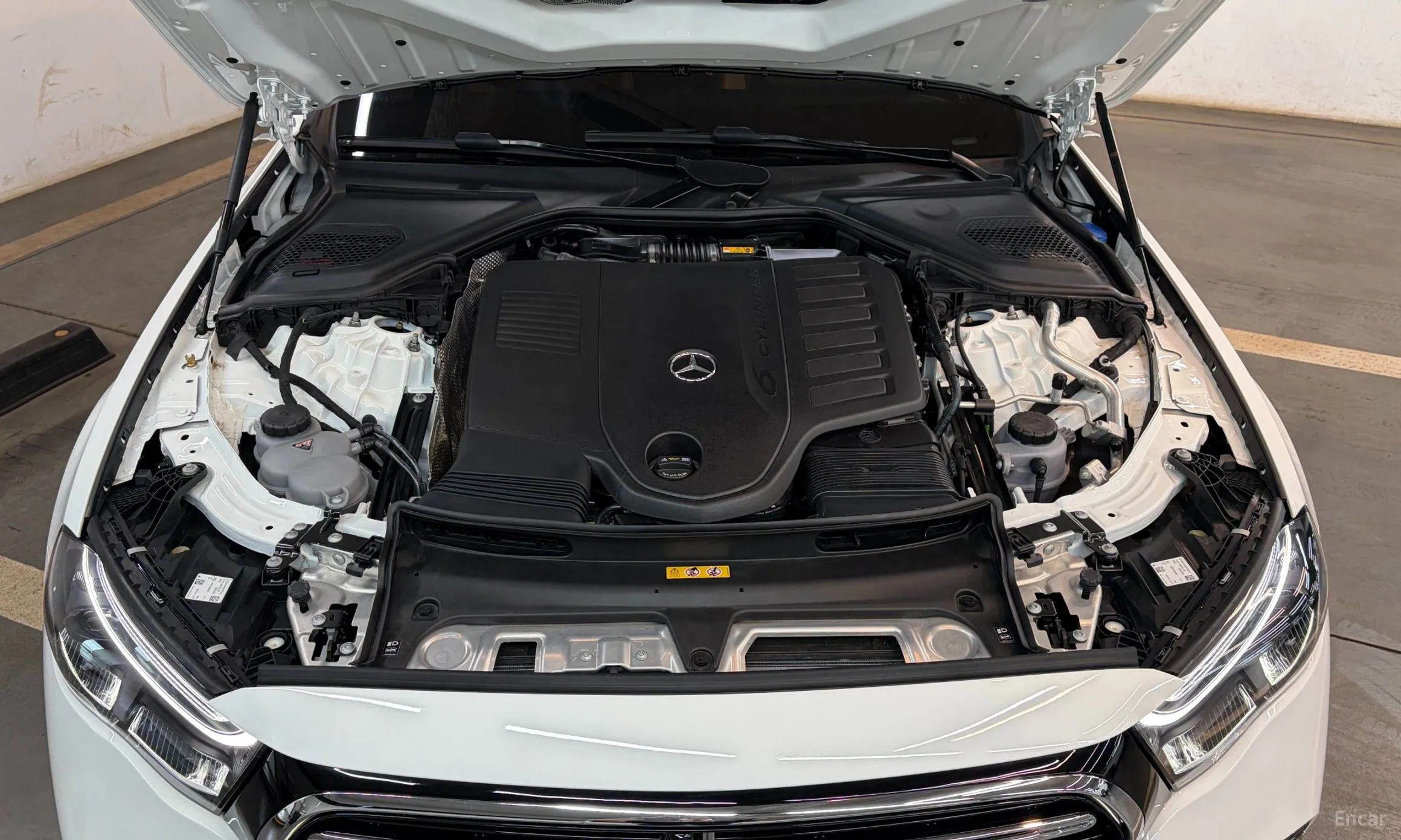 Mercedes Benz E-Class W214 превью 6
