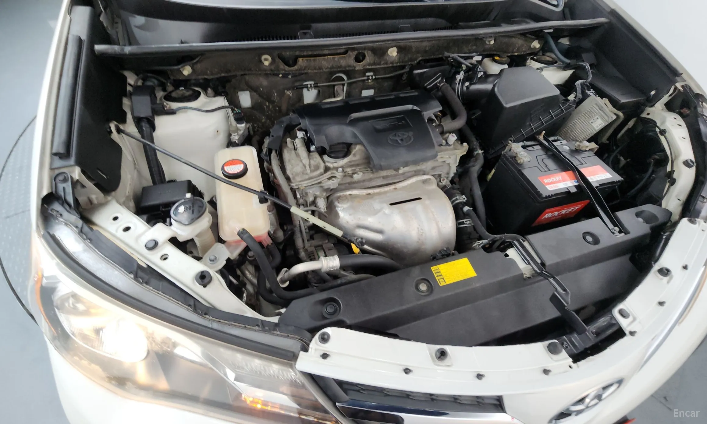 Toyota RAV4 превью 6