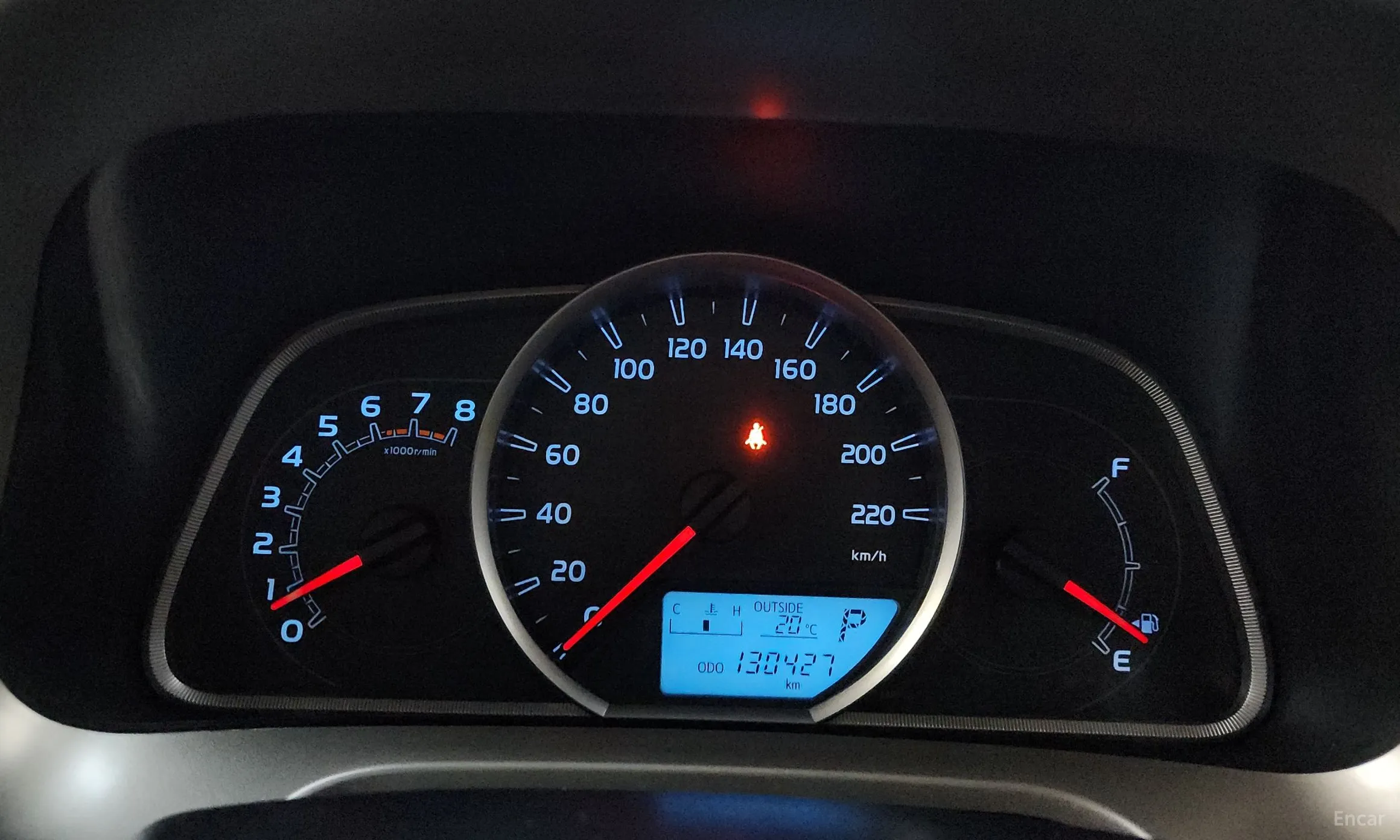 Toyota RAV4 превью 8