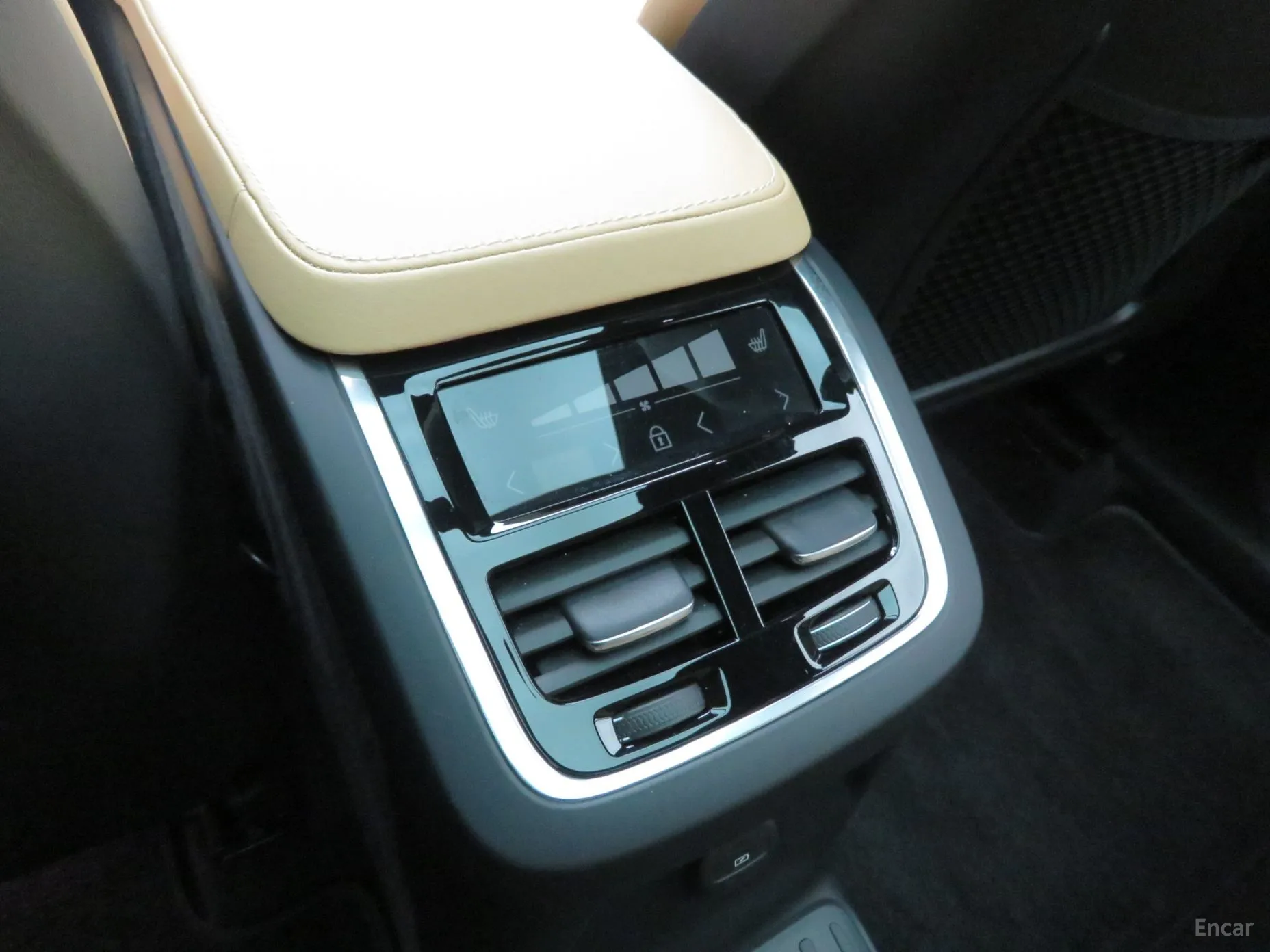 Volvo XC90 Gen 2 превью 12