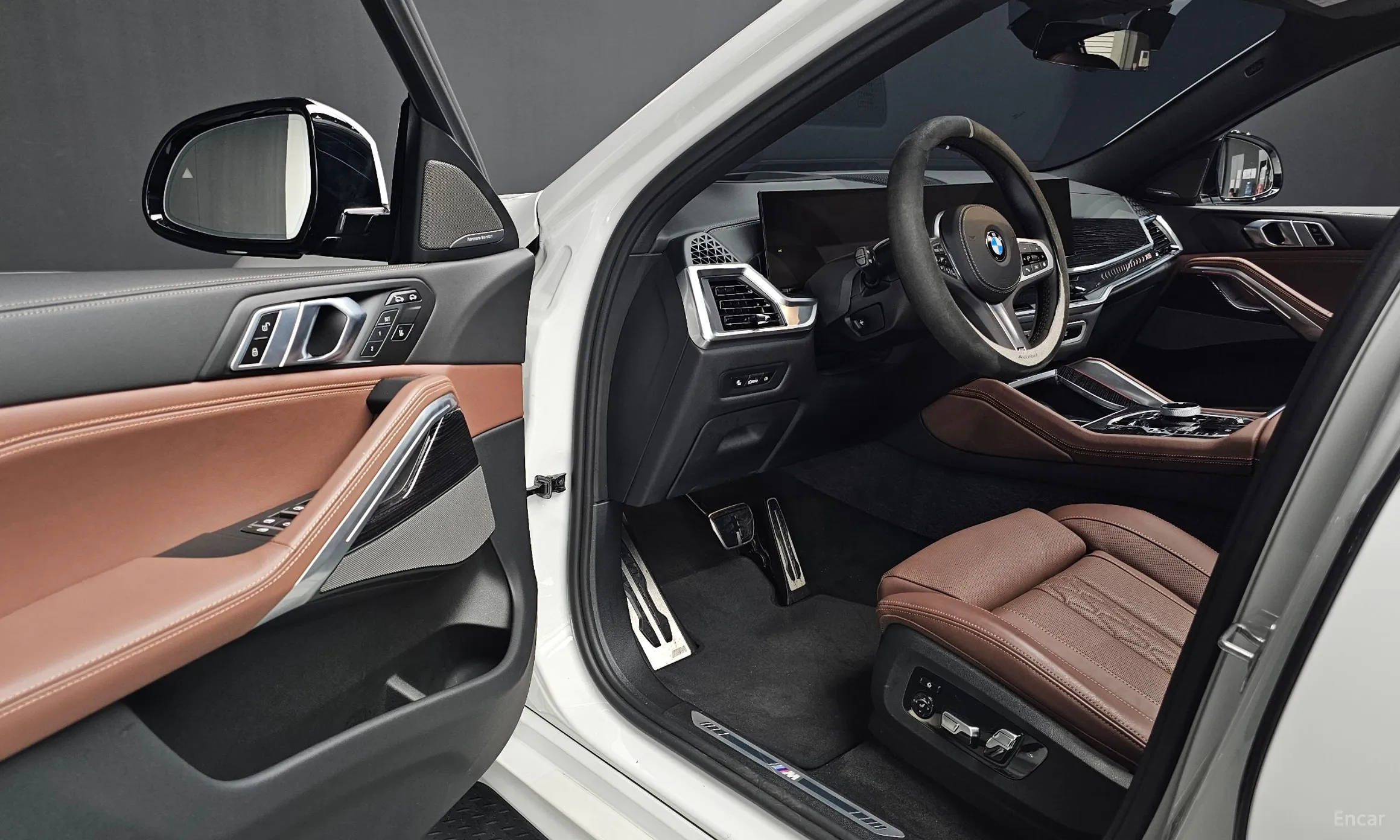 BMW X6 (G06) превью 11