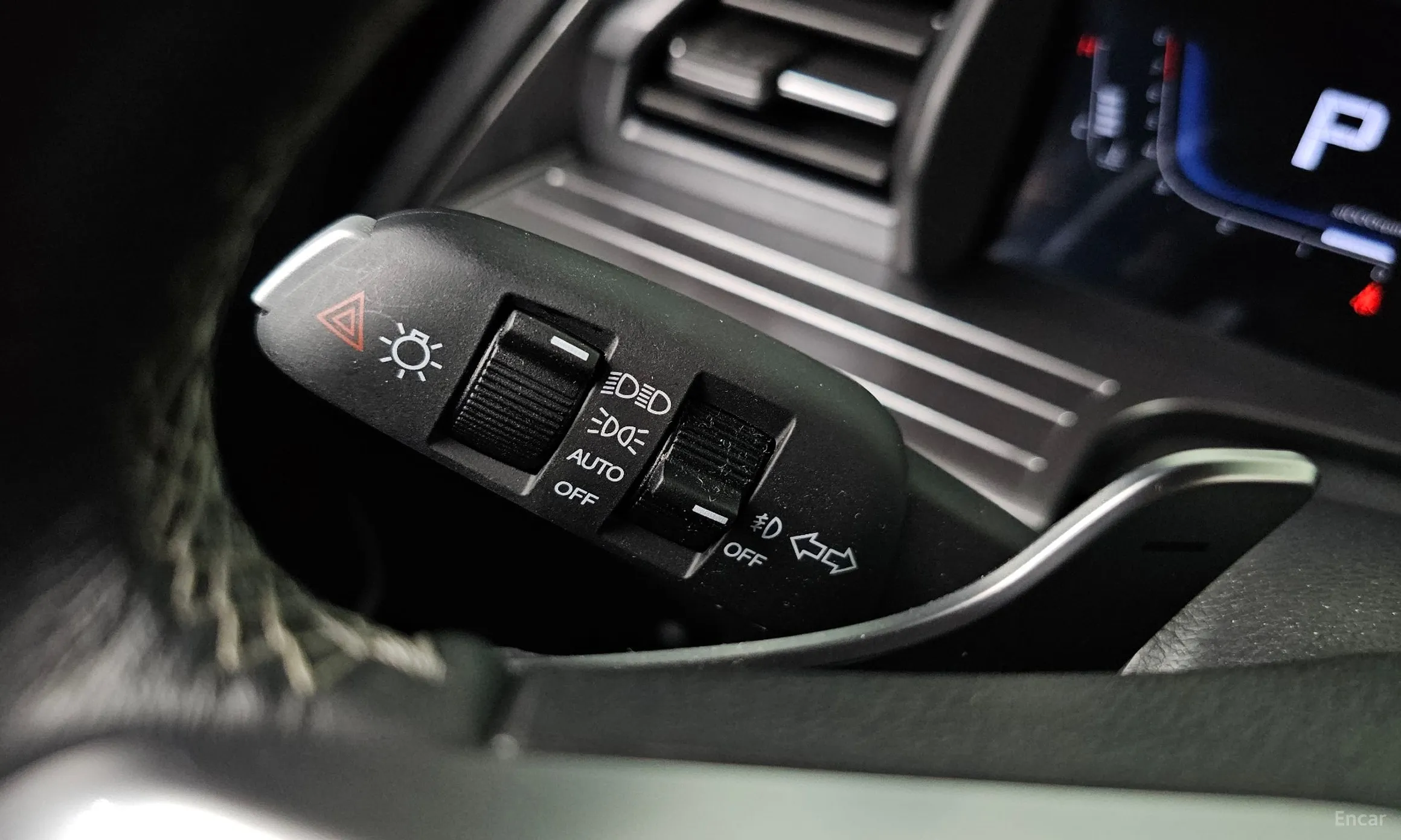 KG Mobility (SsangYong) Torres превью 20