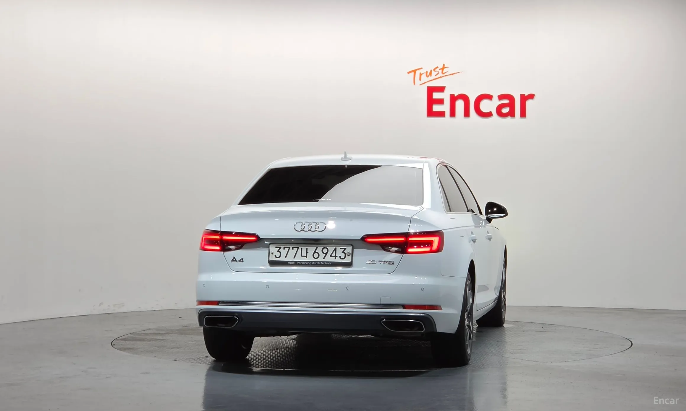 Audi A4 (B9) превью 4